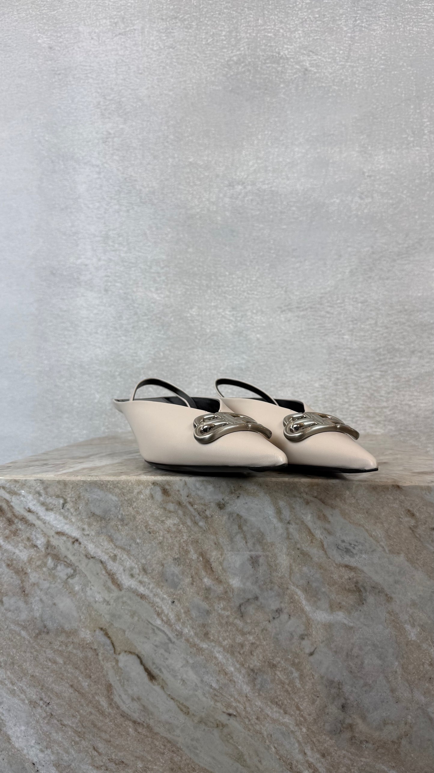 Balenciaga - Size 39
