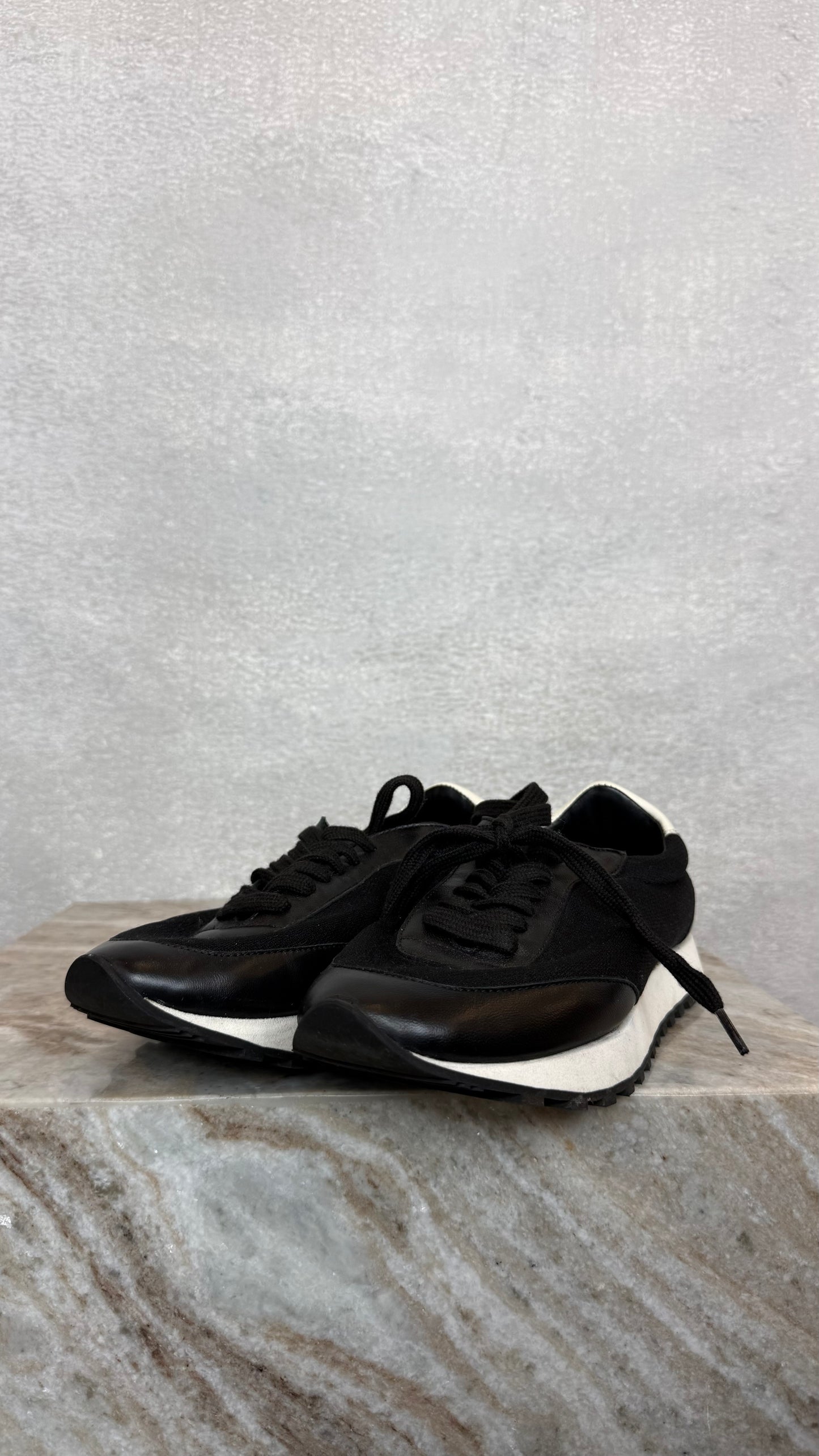 The Row - Size 36