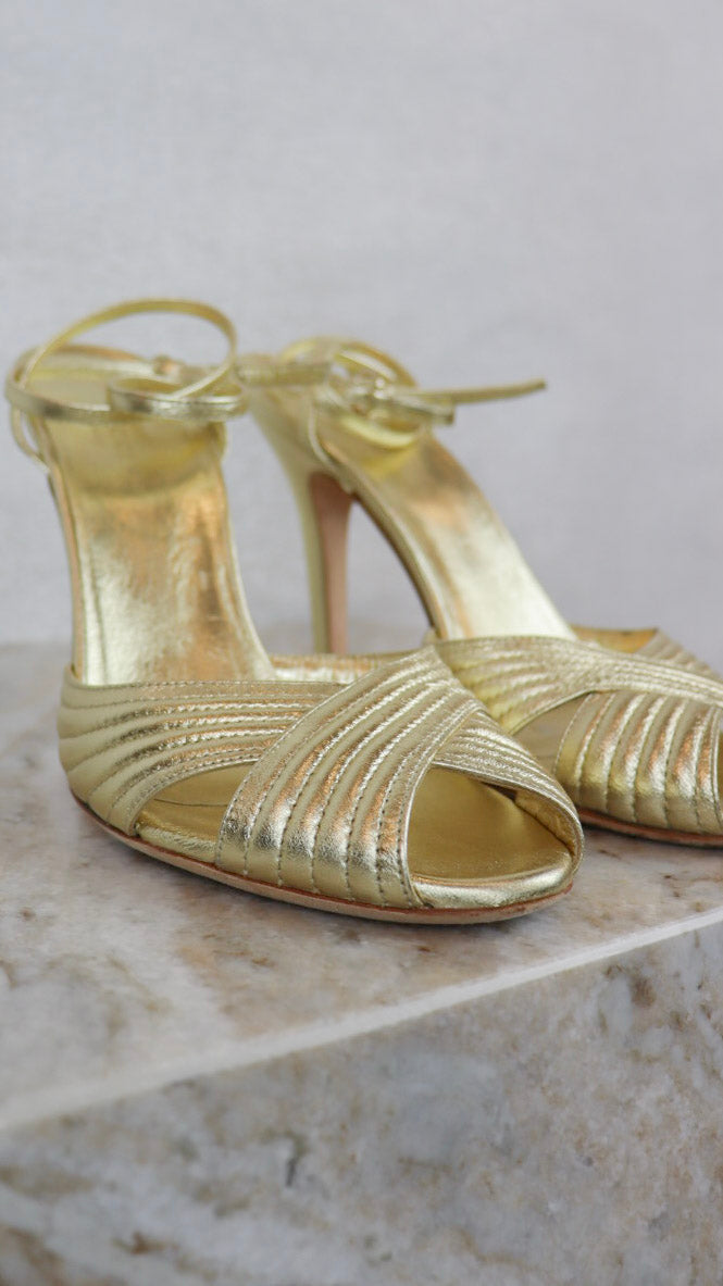 Gucci - Size 8