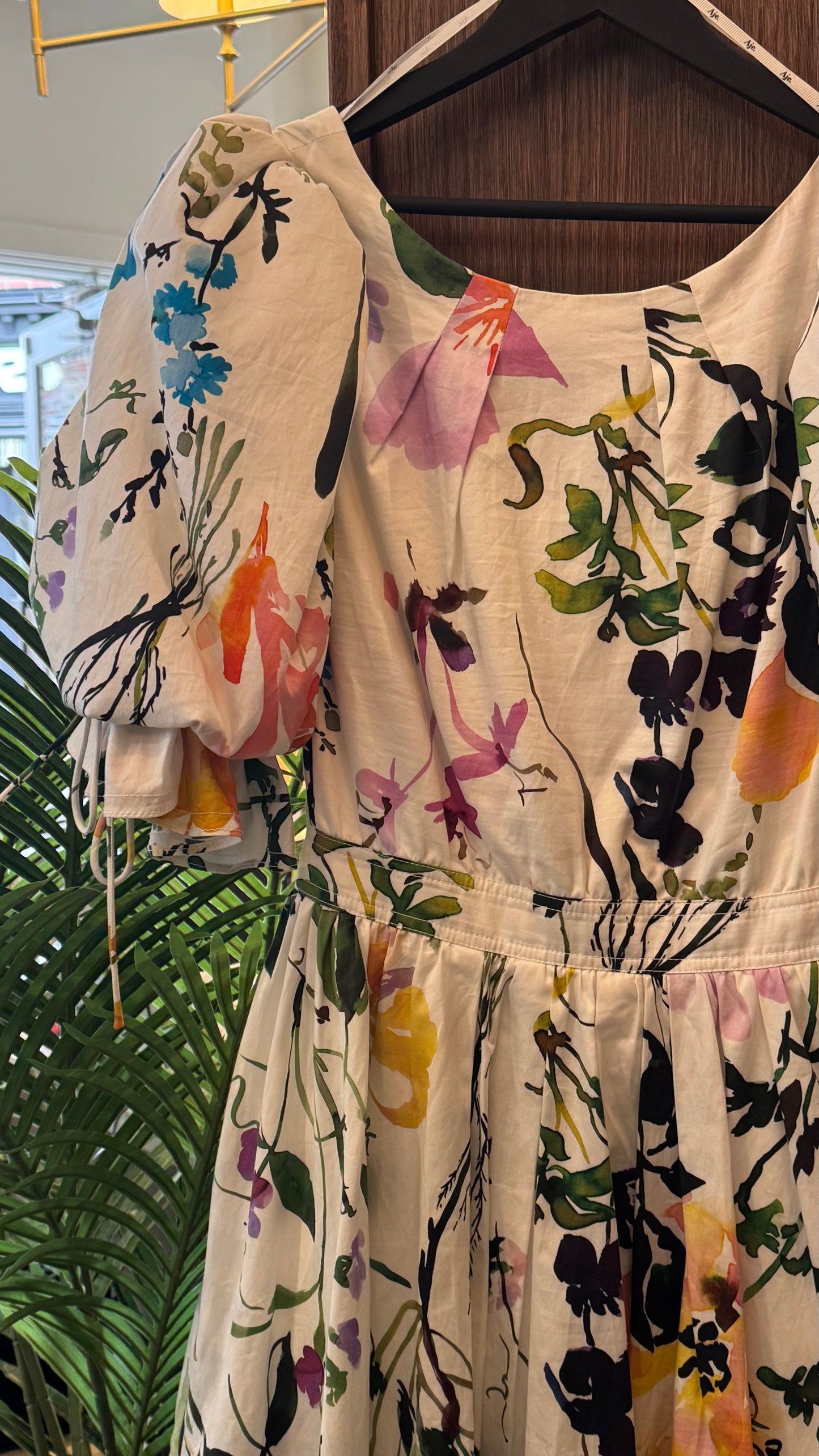 Floral Puff AJE - Size 10