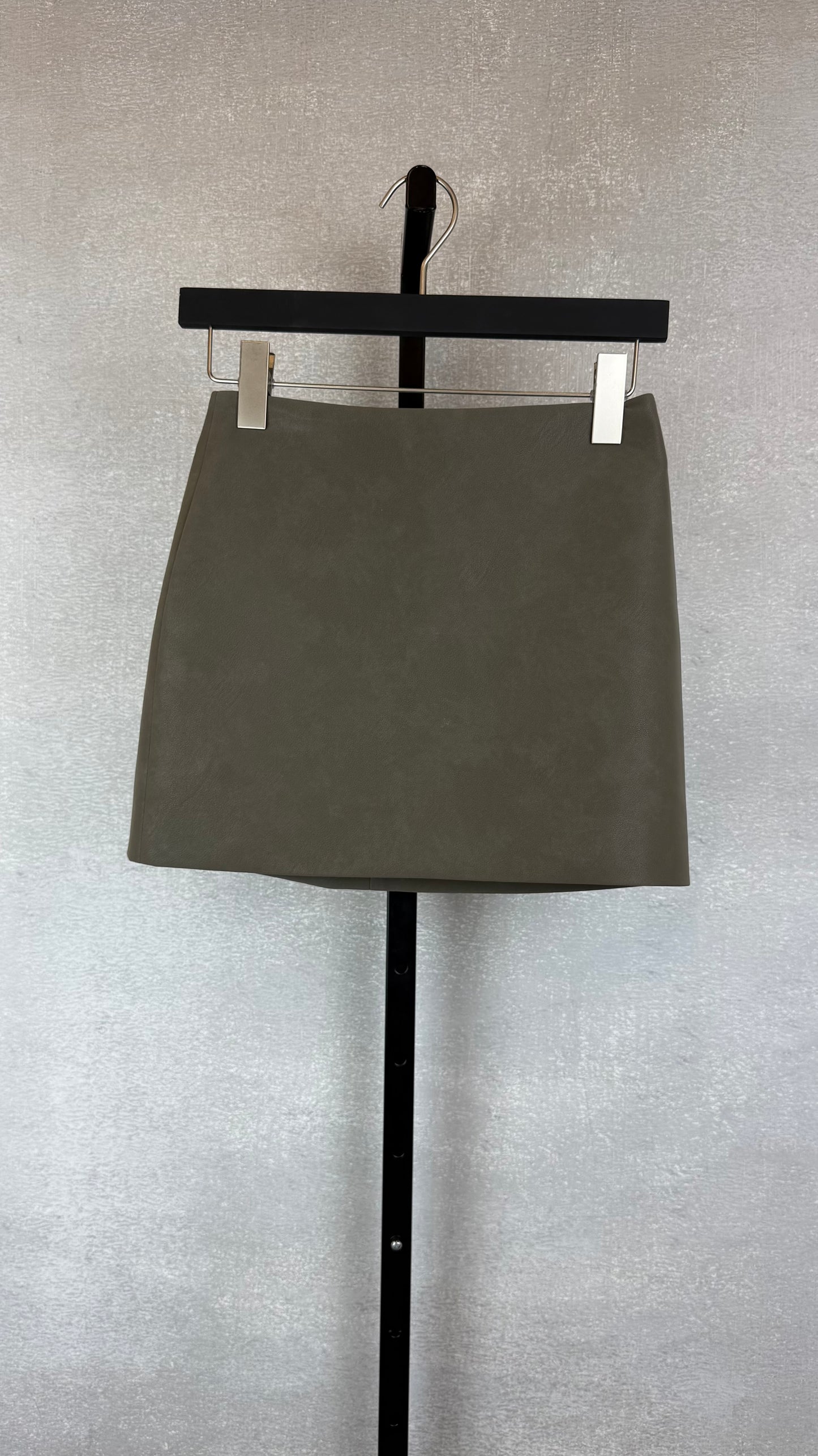 Henne - Size XS