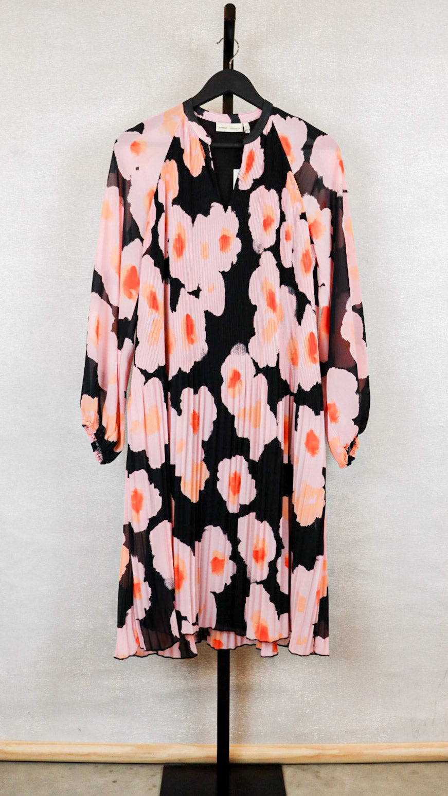 In Wear - Size 36