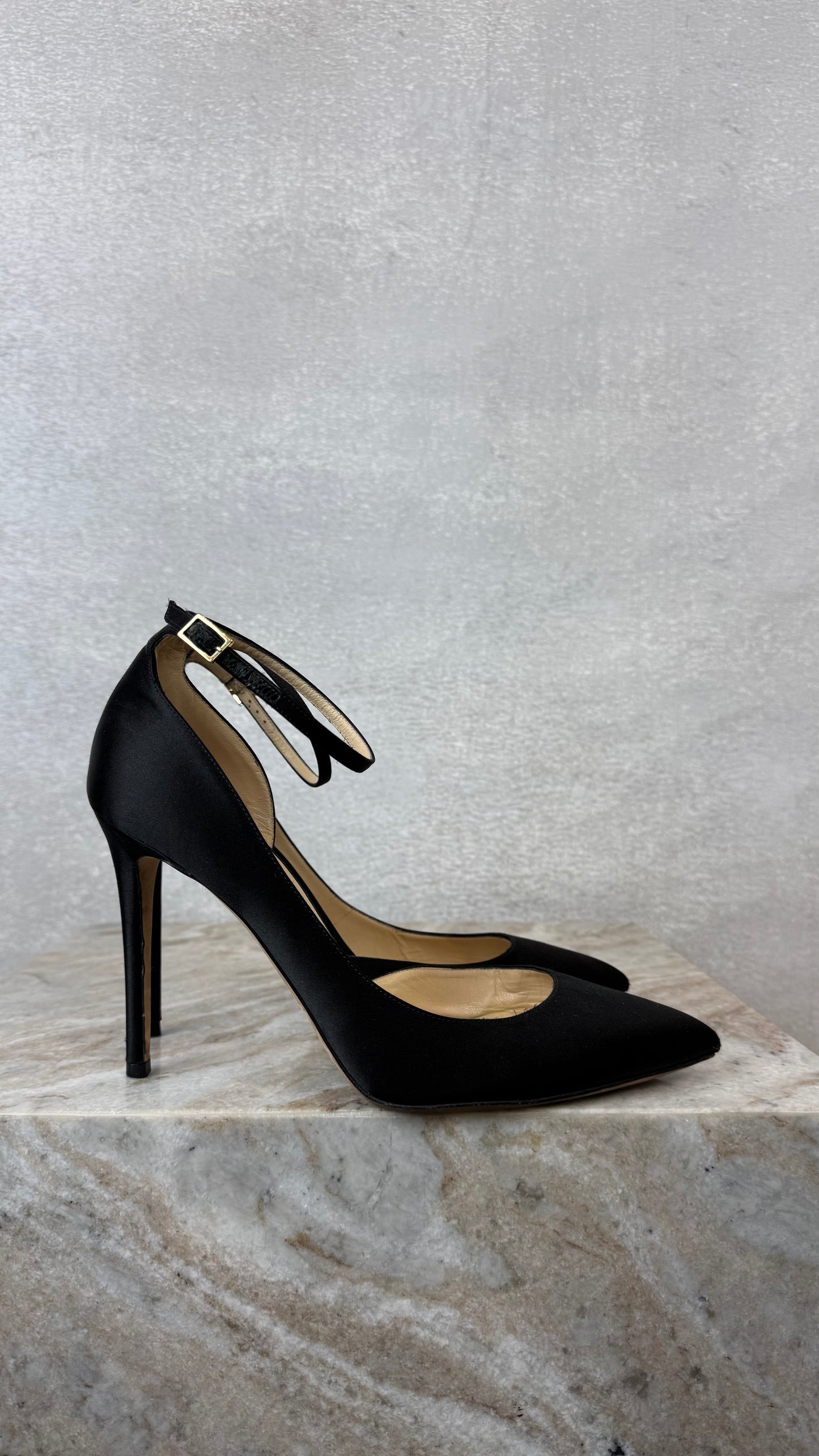 Jimmy Choo - Size 39.5