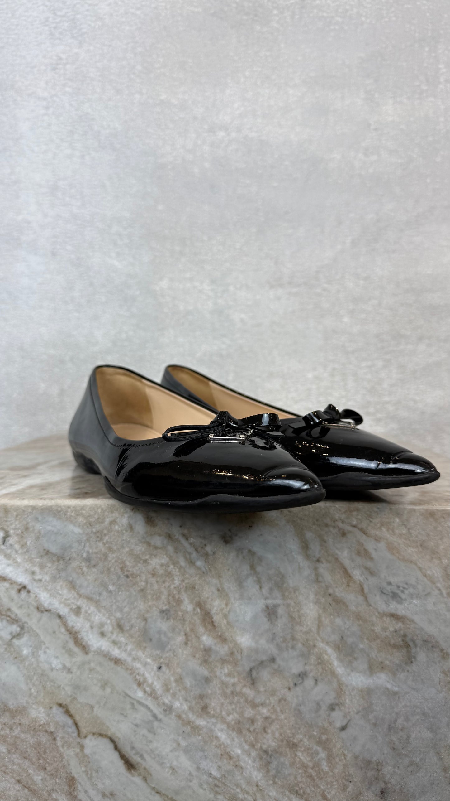 Prada - Size 37