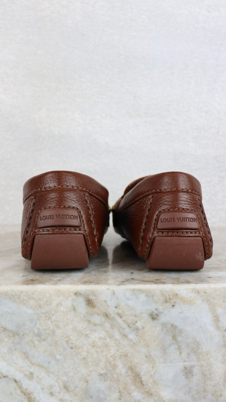 Louis Vuitton - Size 37.5