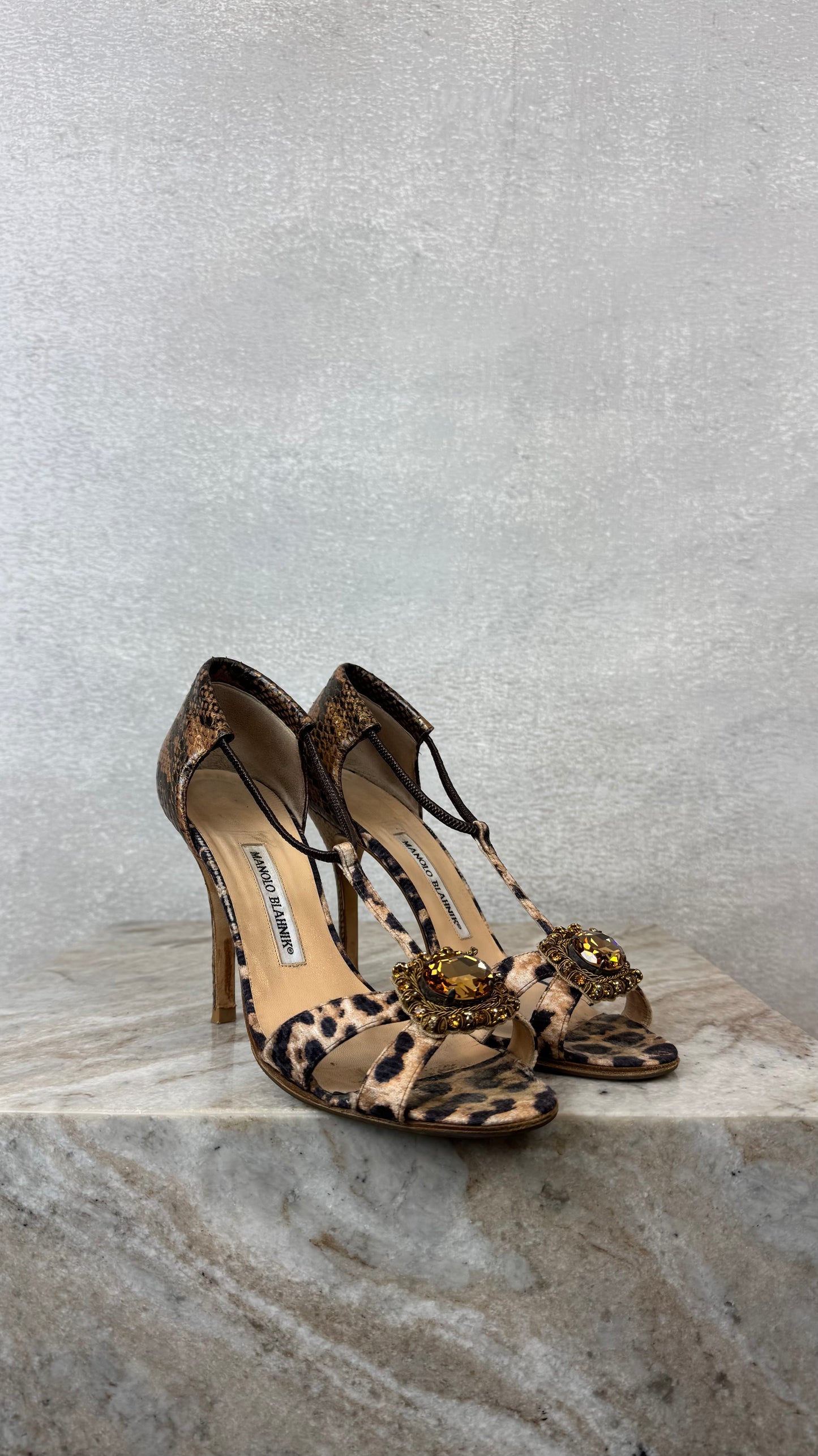 Manolo Blahnik - Size 39.5