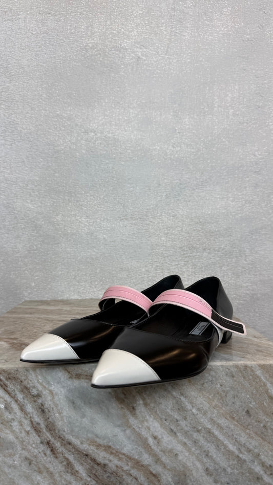 Prada - Size 36