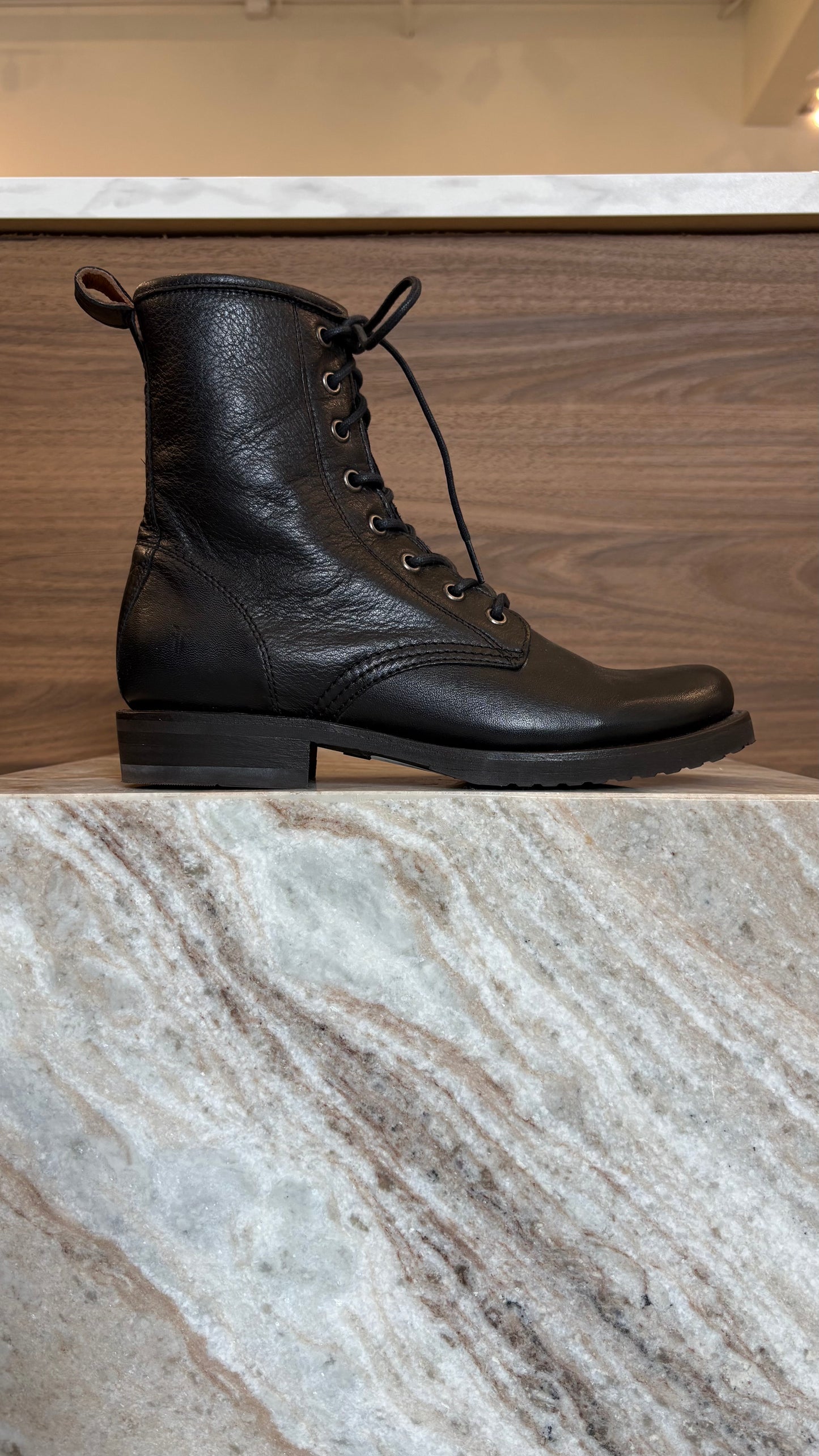 Frye - Size 8