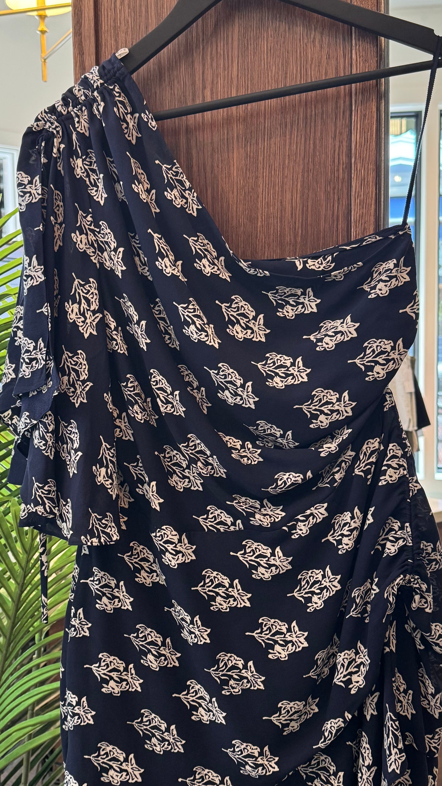 One Shoulder ALC - Size 13