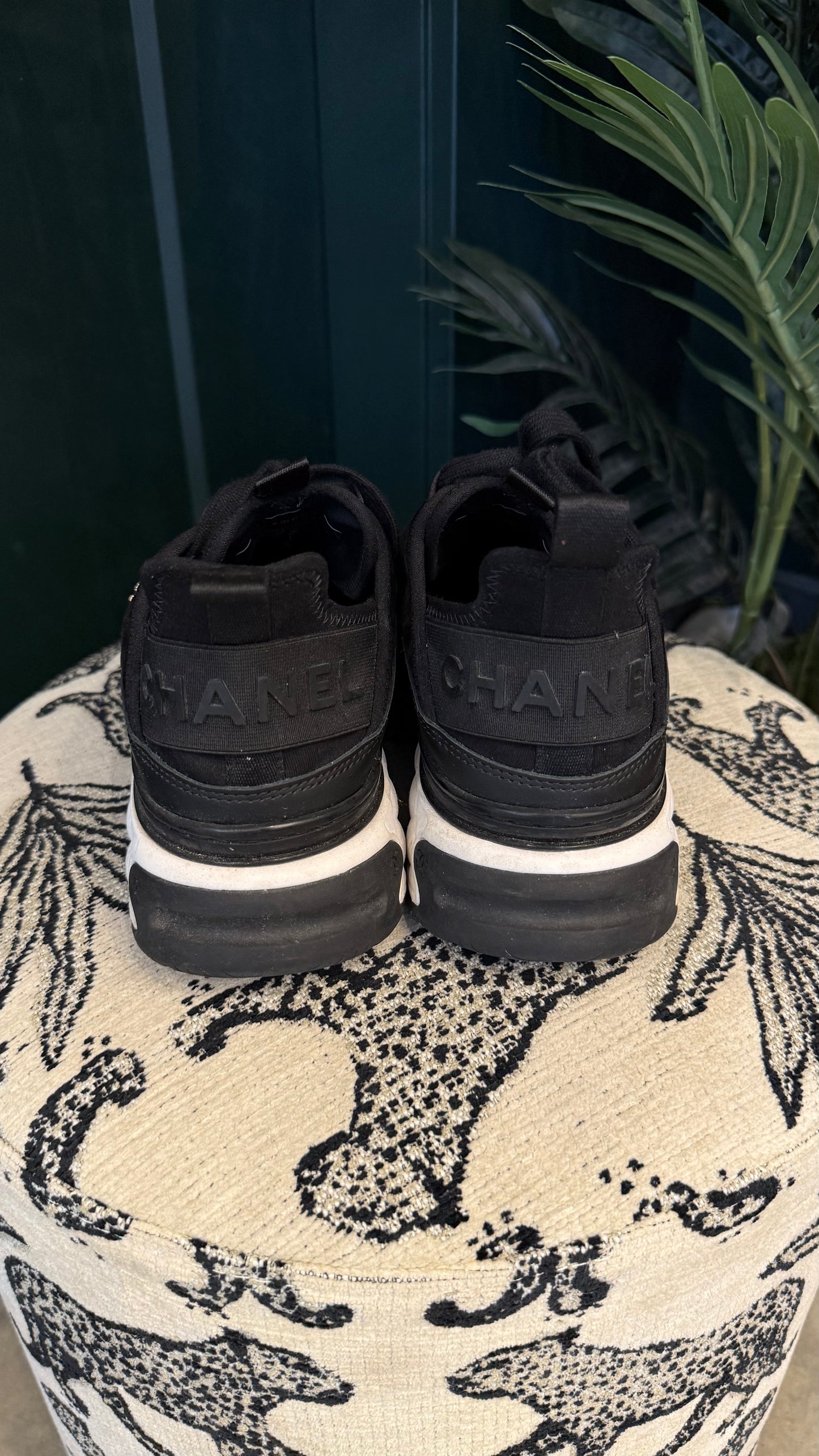 Chanel - Size 37.5