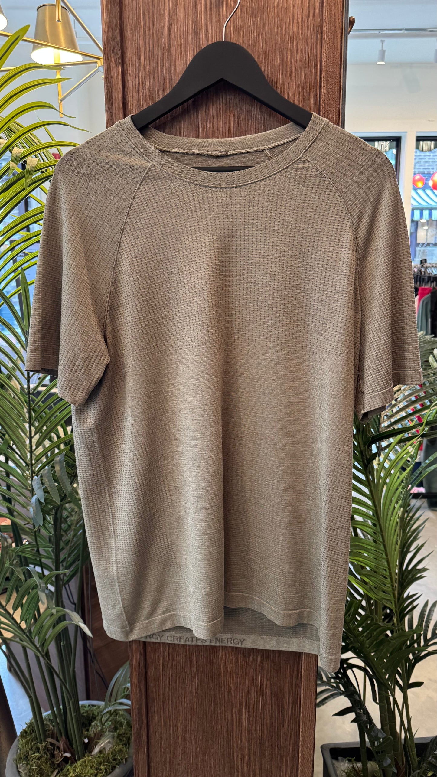 Men’s Lululemon - Size L