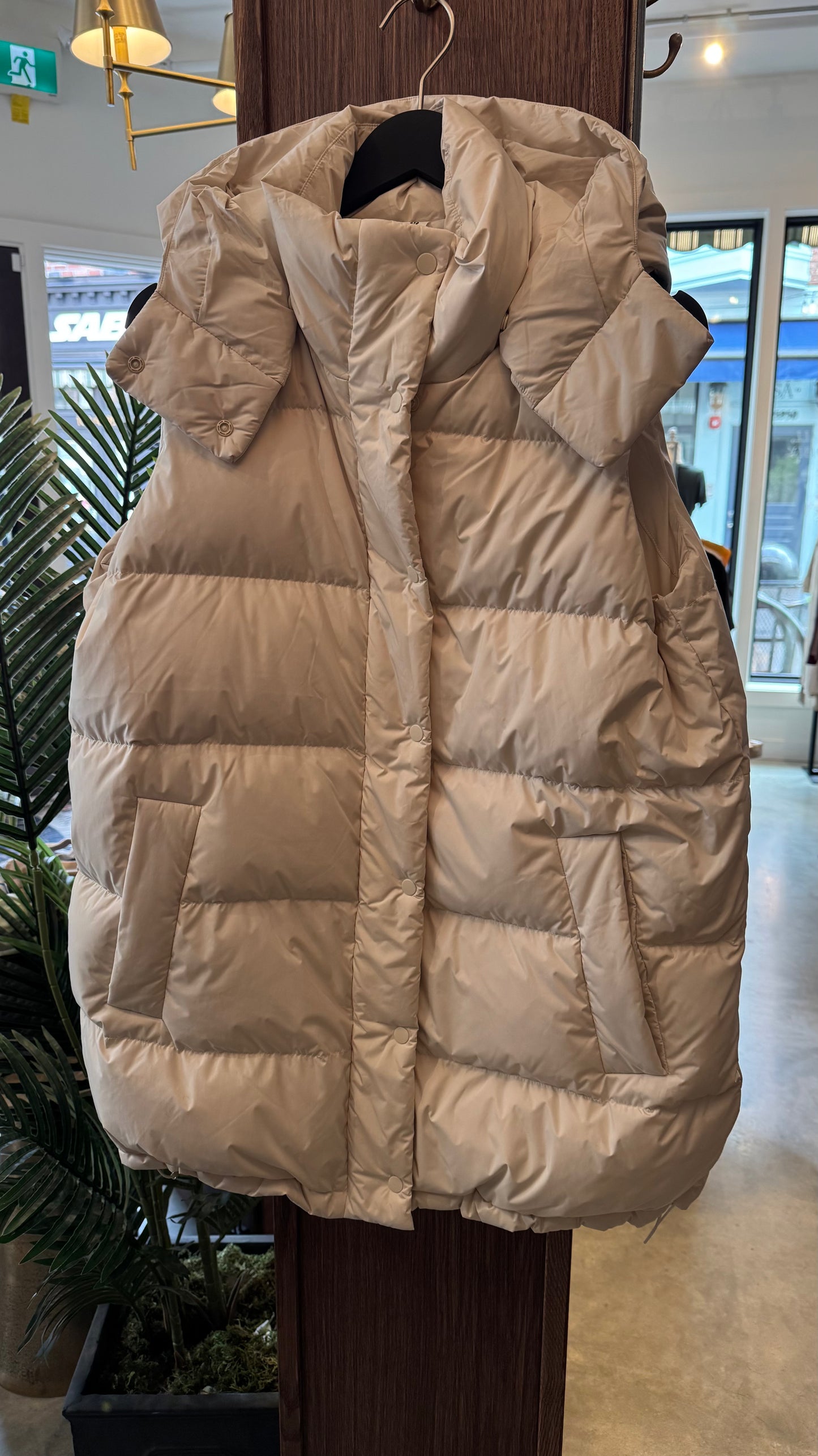 Lululemon - Size 10