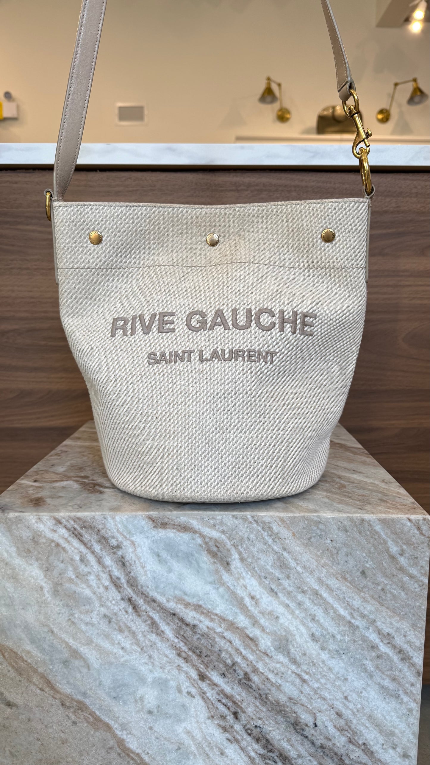 Saint Laurent