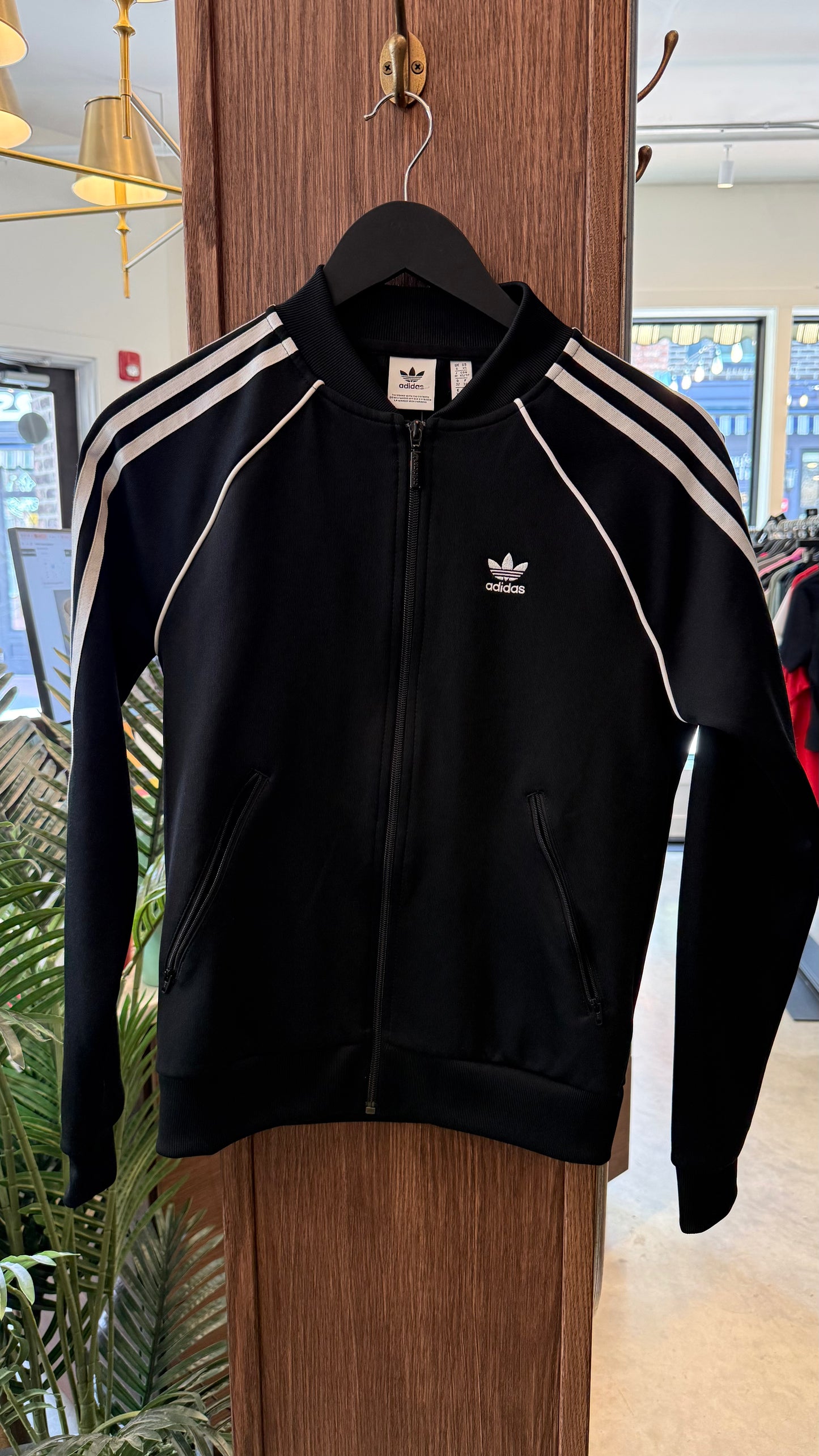 Adidas - Size Xs