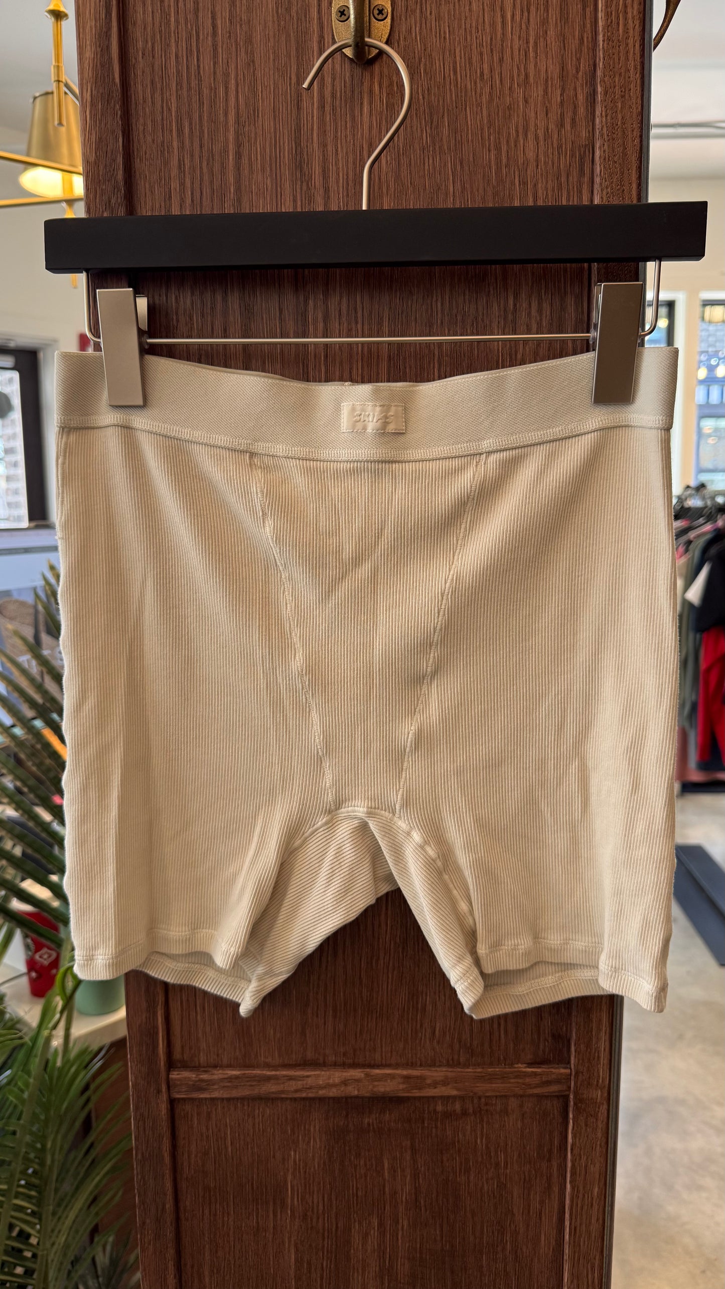 Skims - Size Large