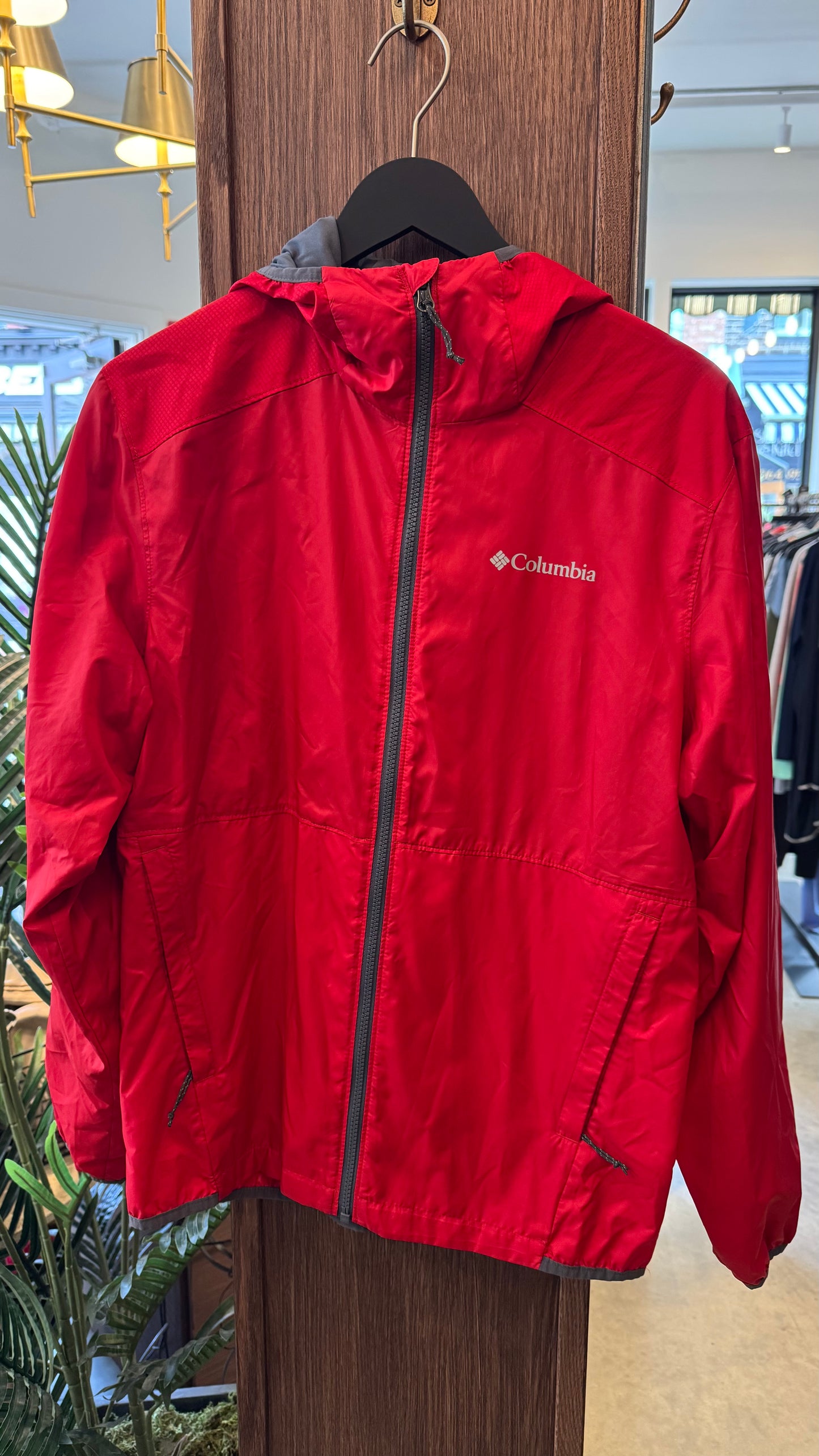 Men’s Columbia - Size small