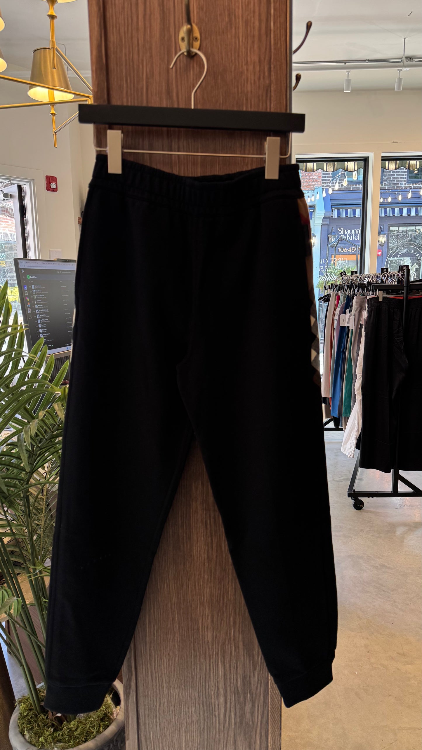 Burberry- XS