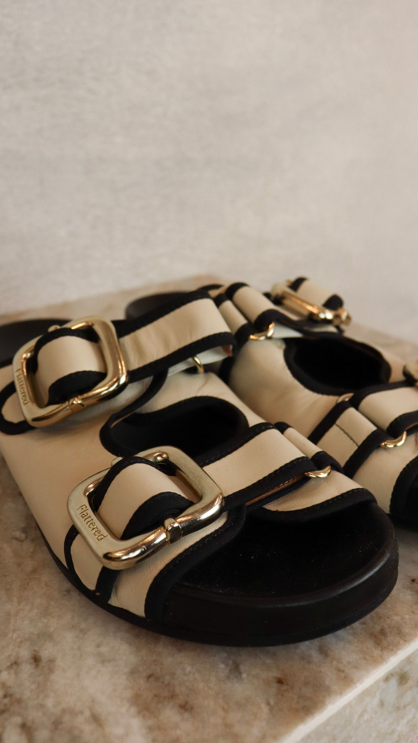 Flattered - Size 38