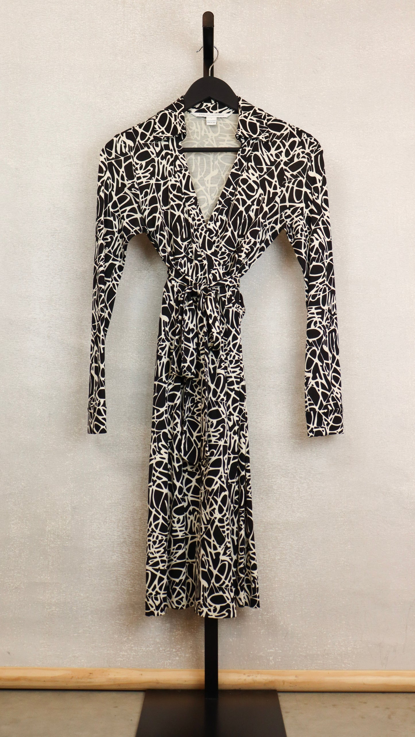 Diane Von Furstenberg - Size 2