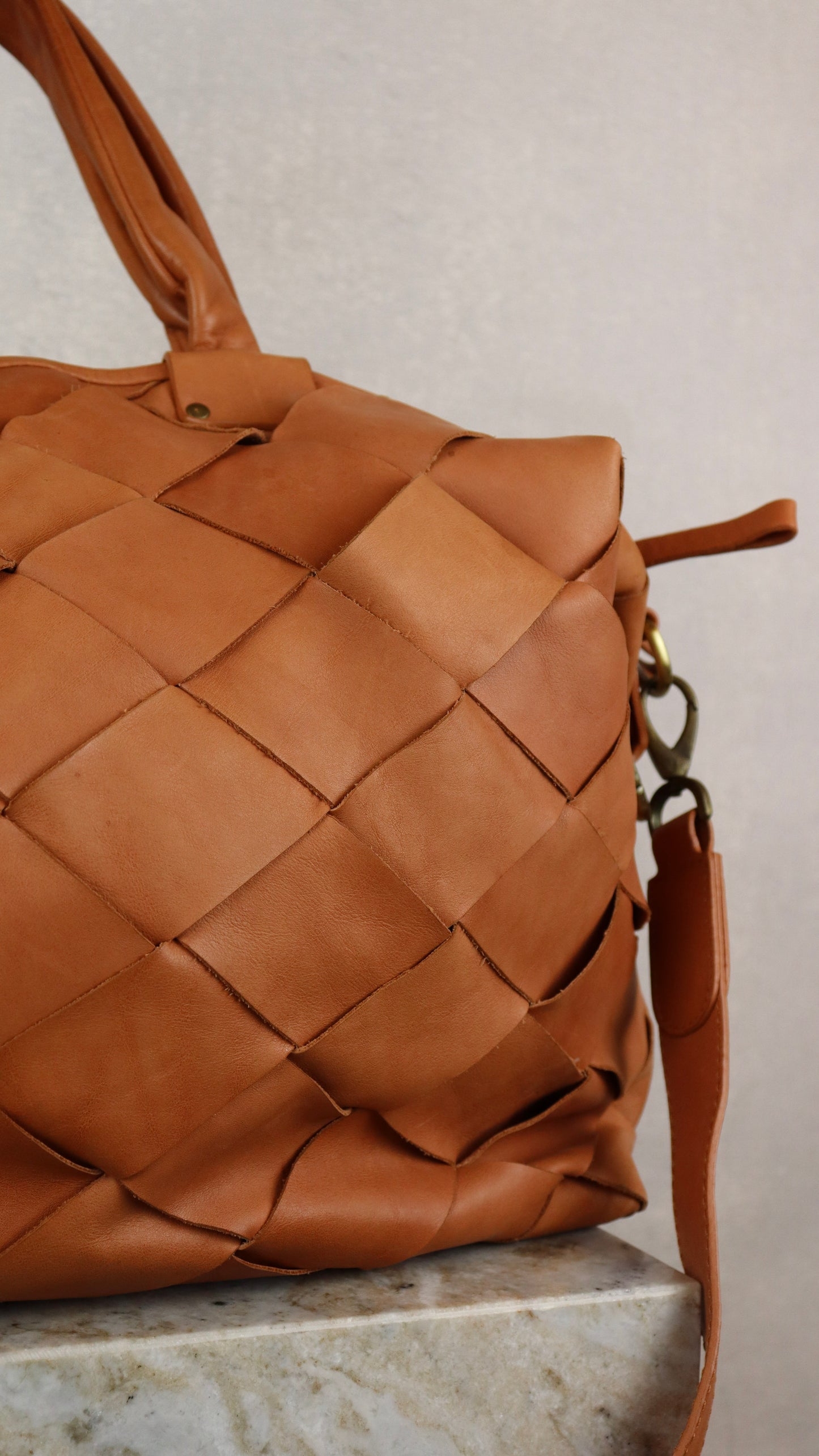 IO Italian Leather