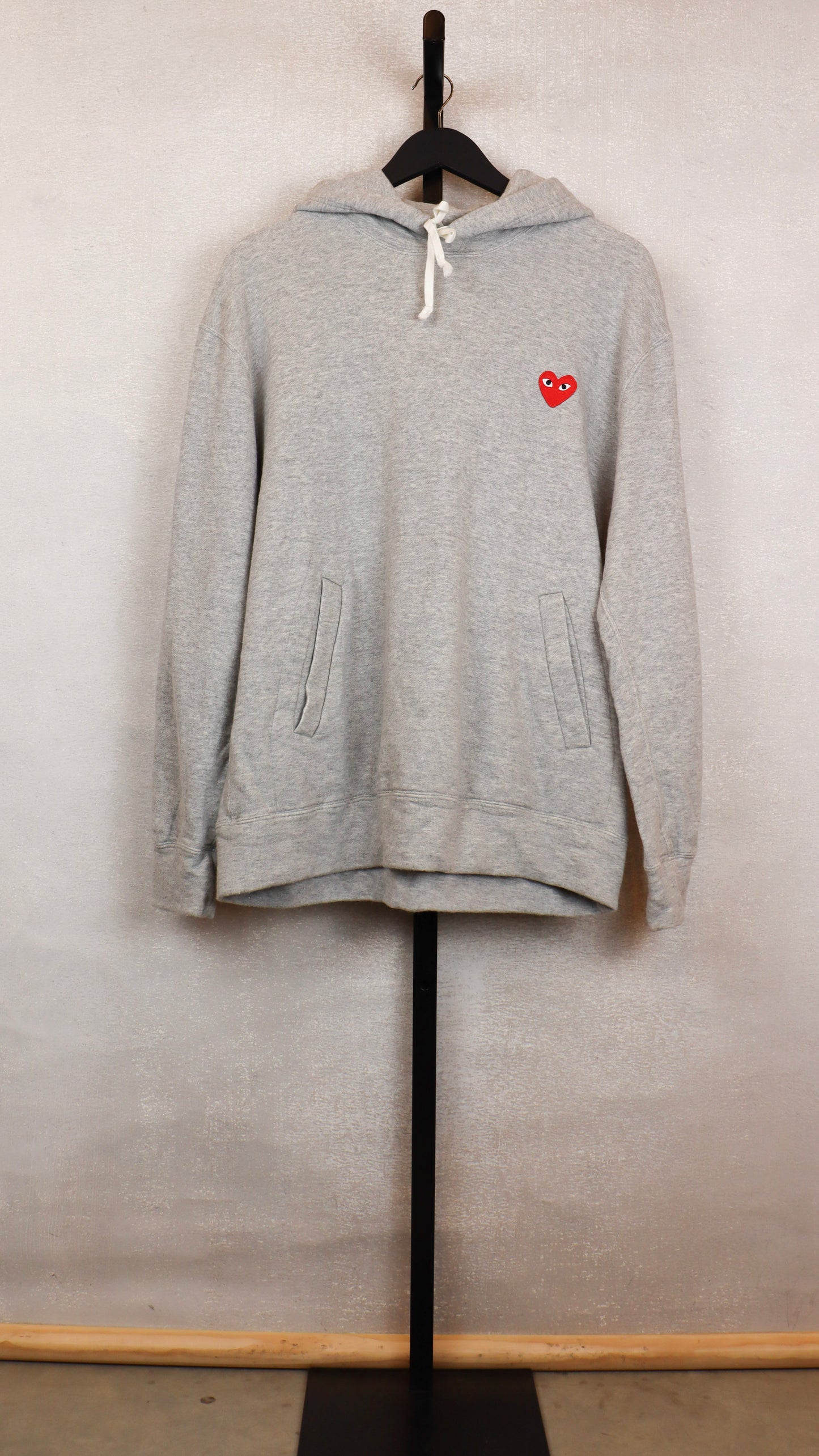 Comme des Garcons - Size XL