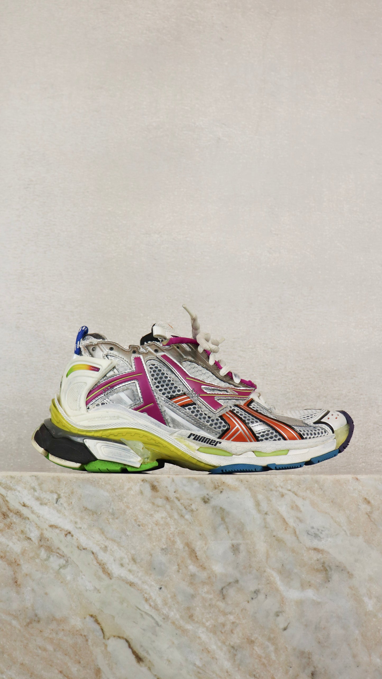 Balenciaga - Size 39