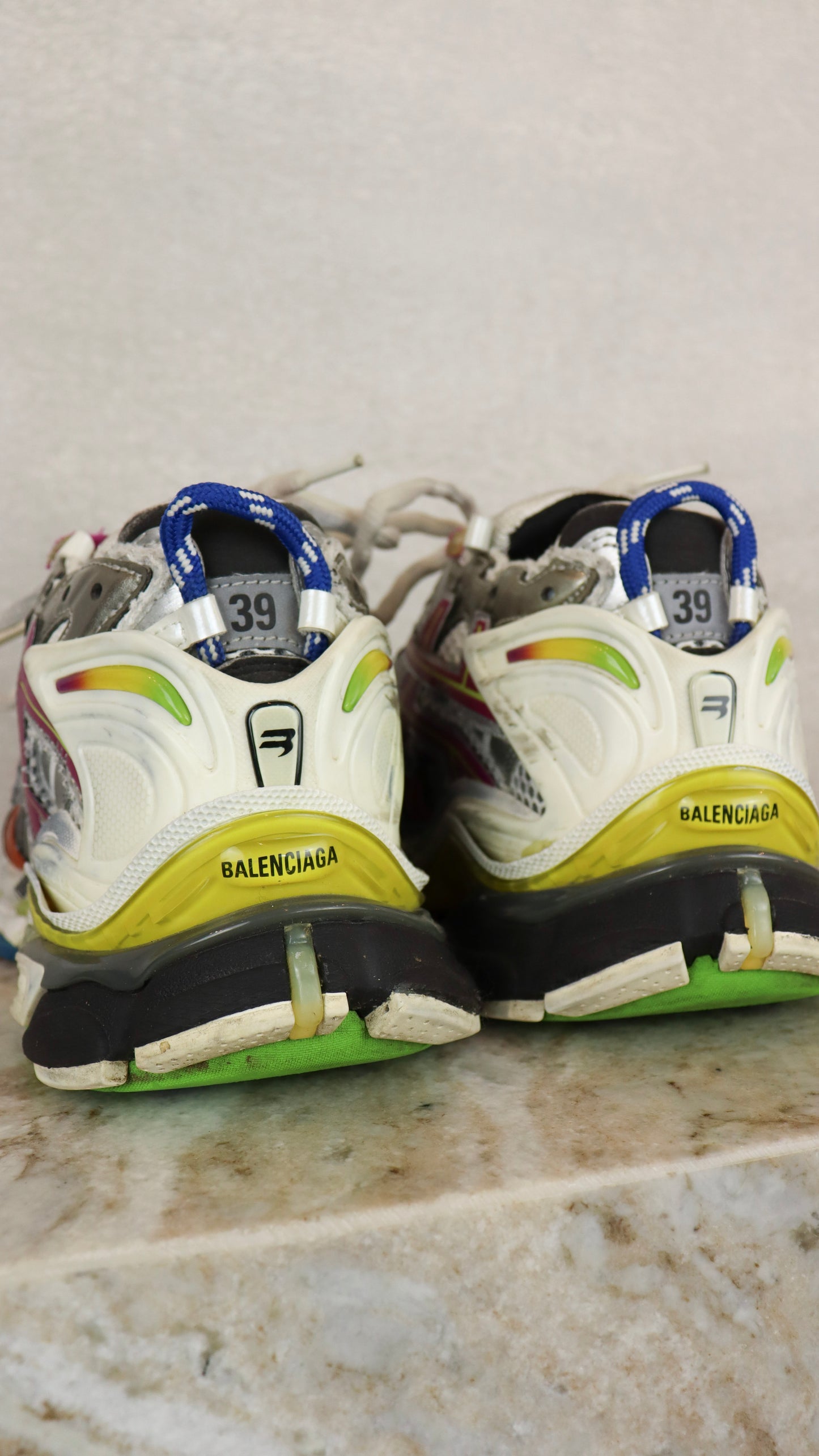 Balenciaga - Size 39
