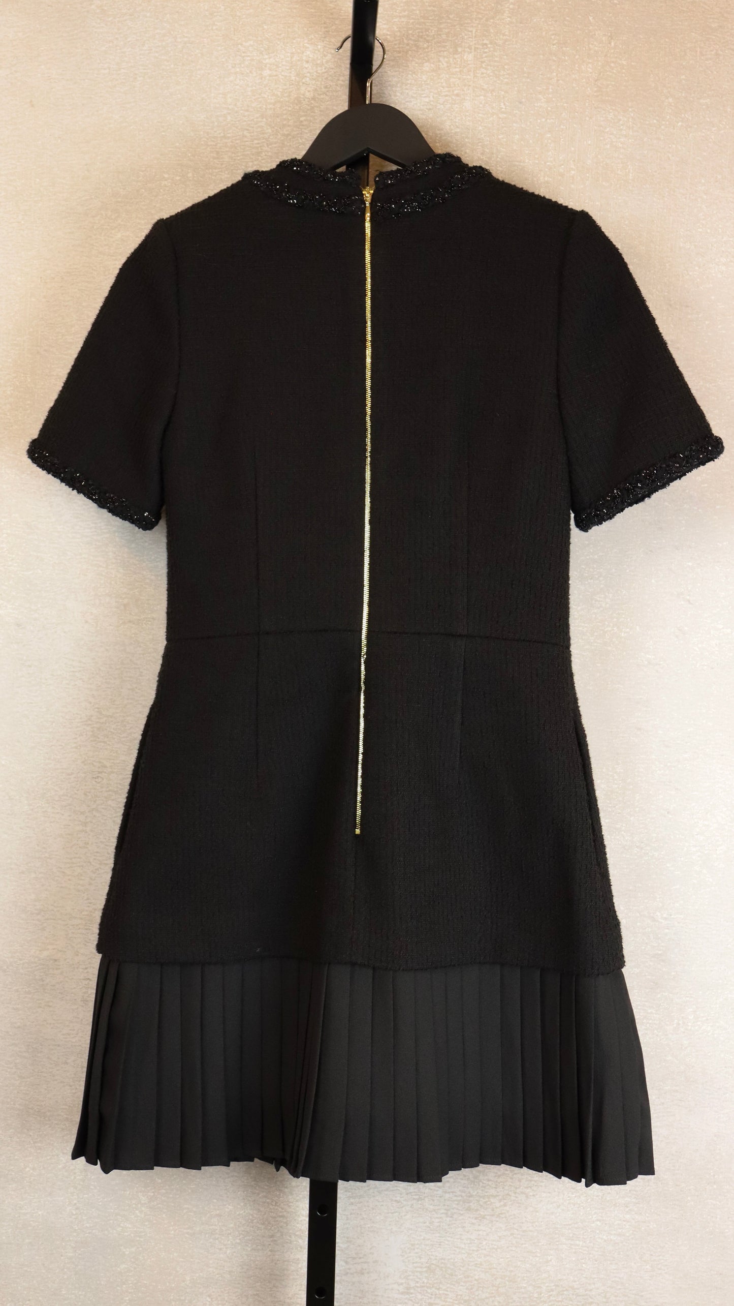 Rebecca Vallance - Size 6