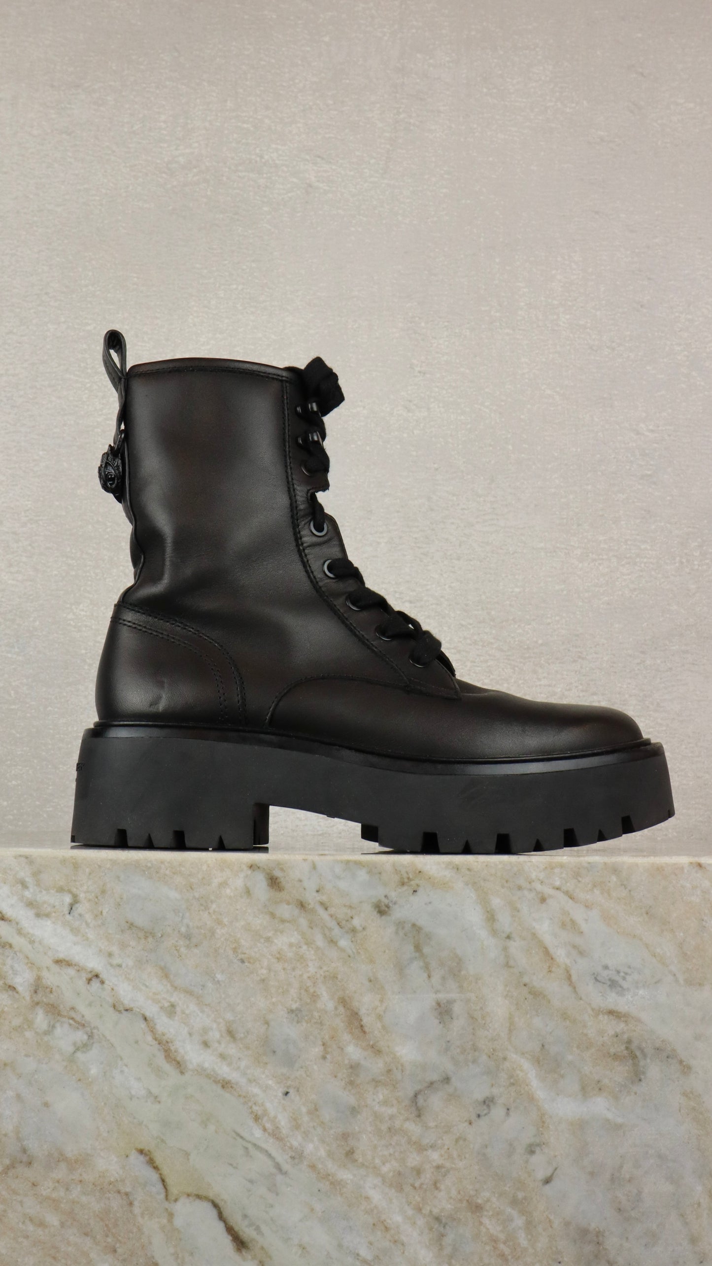 Kurt Geiger - Size 36