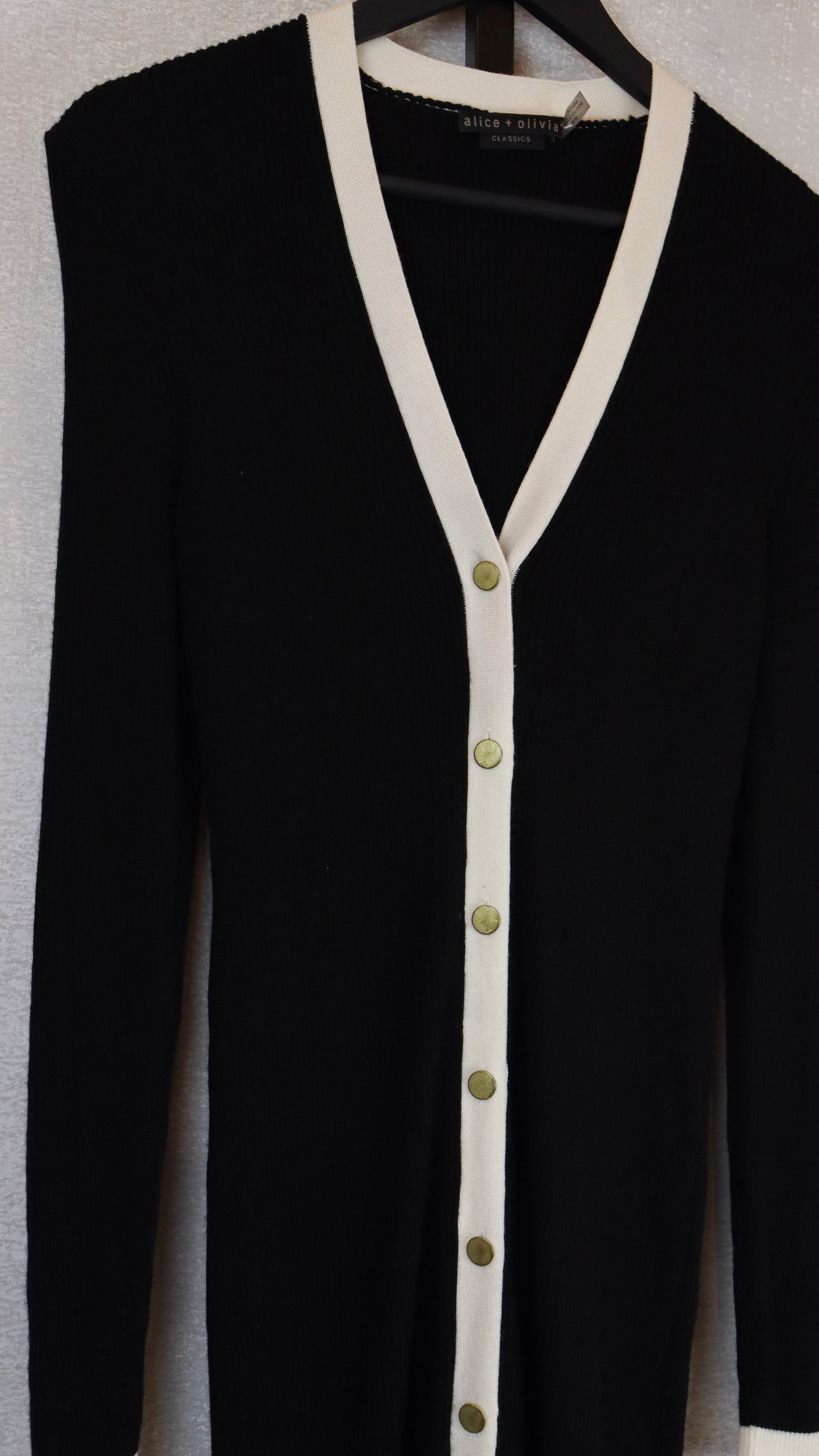 Alice and Olivia - Size M