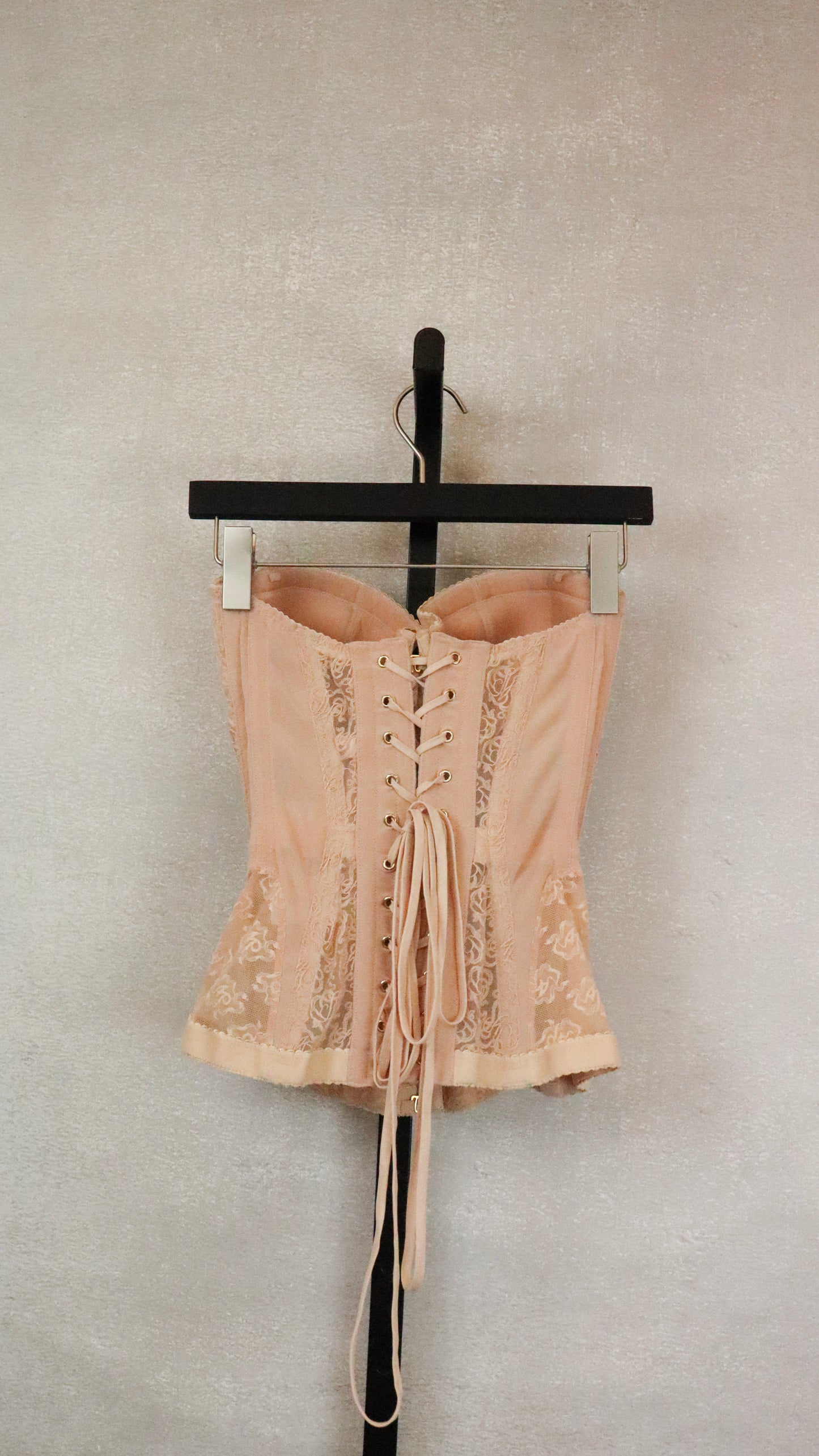 Agent Provocateur - Size 4