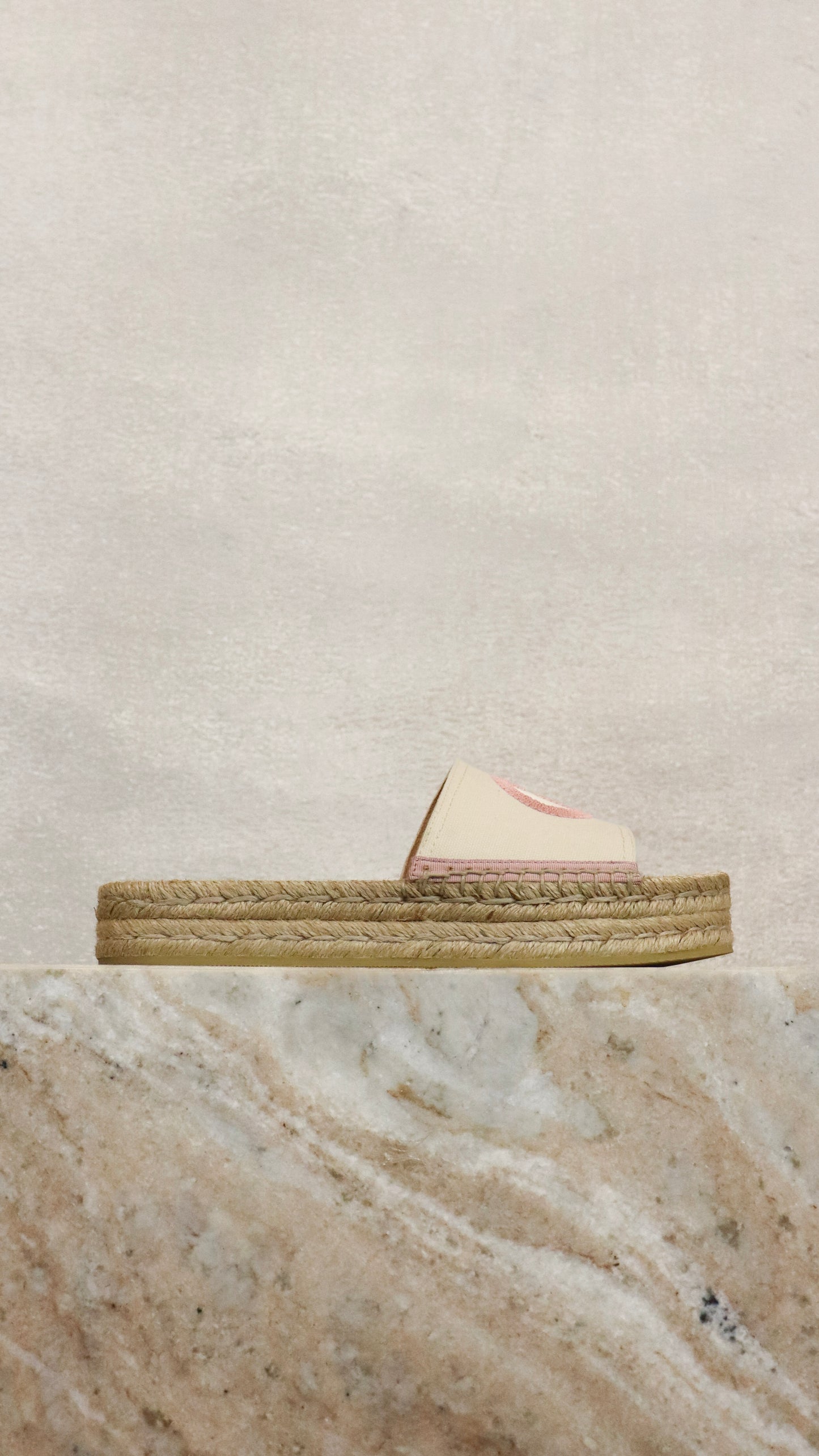 Gucci - Size 38.5