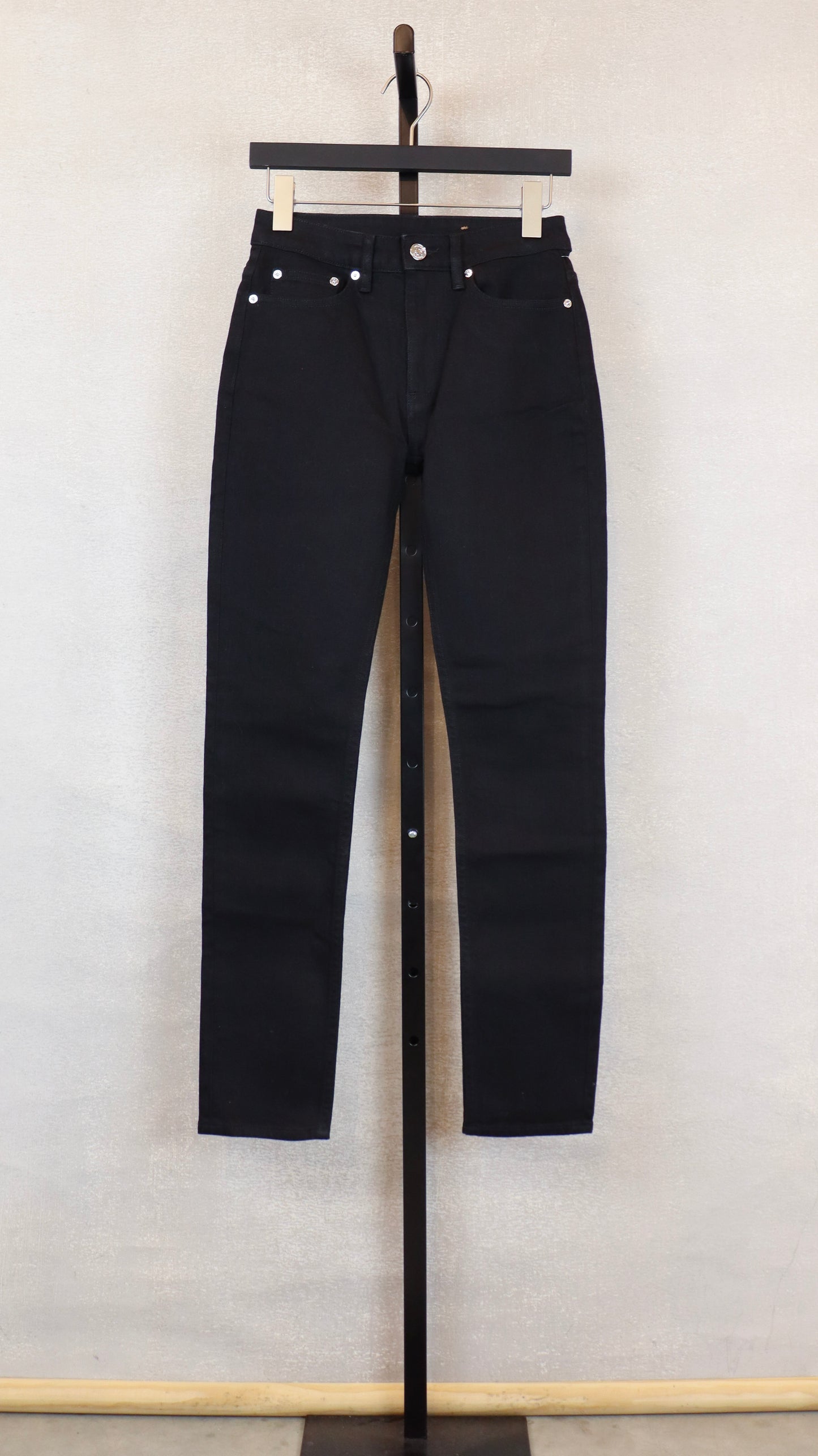 Burberry - Size 24