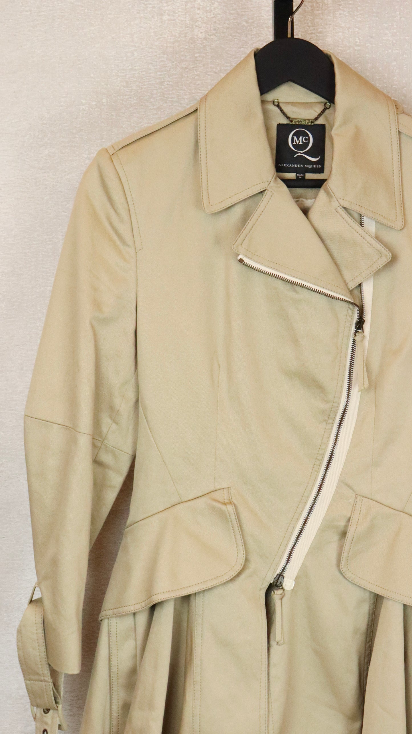 Alexander McQueen - Size S