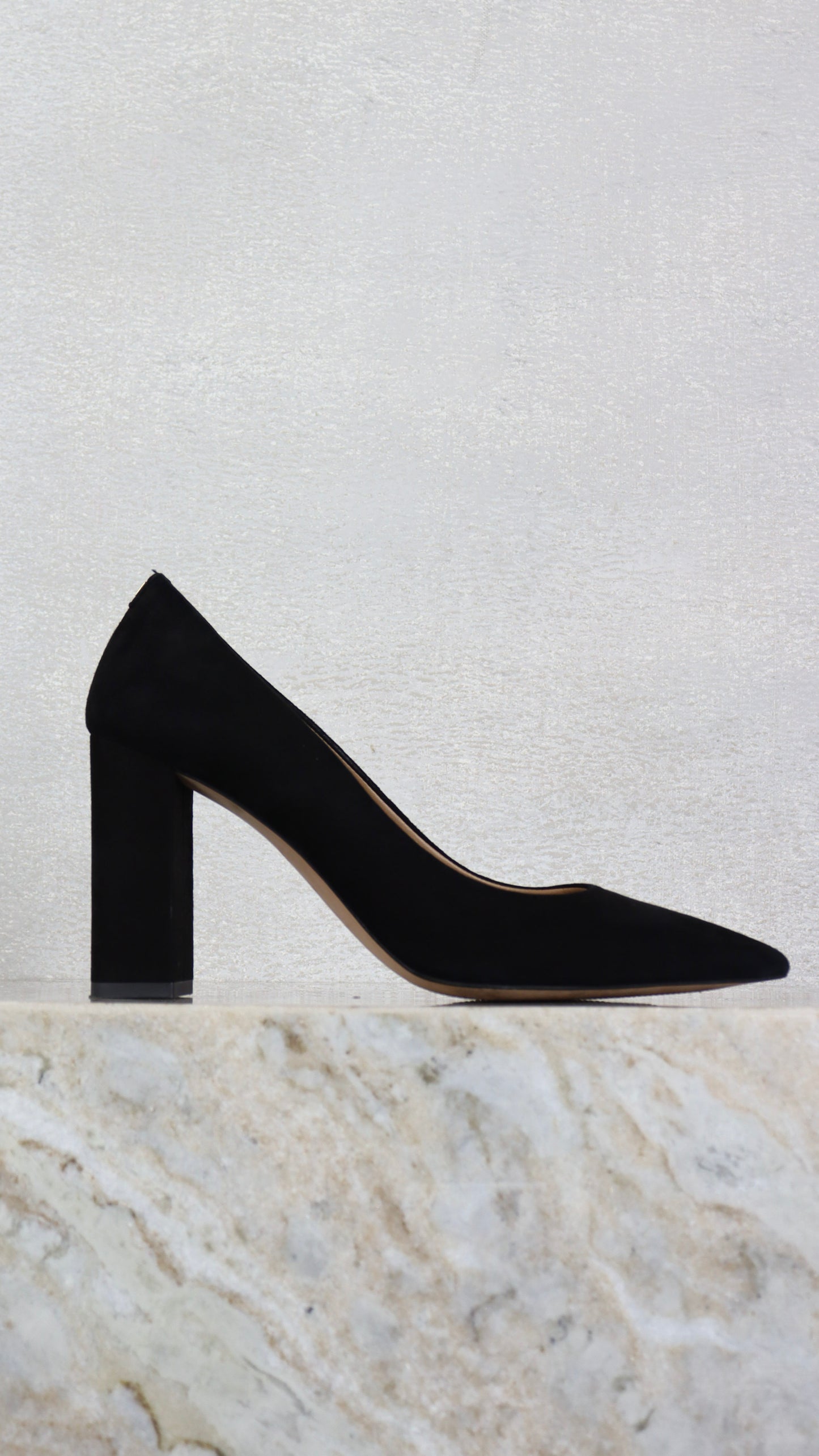 BOSS Hugo Boss - Size 37.5