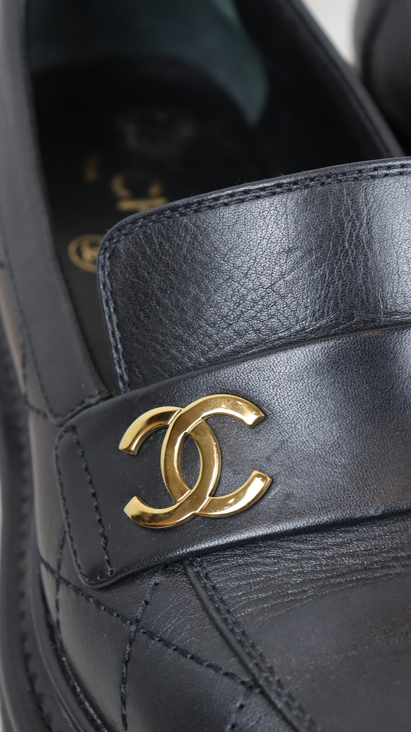 Chanel - Size 35.5