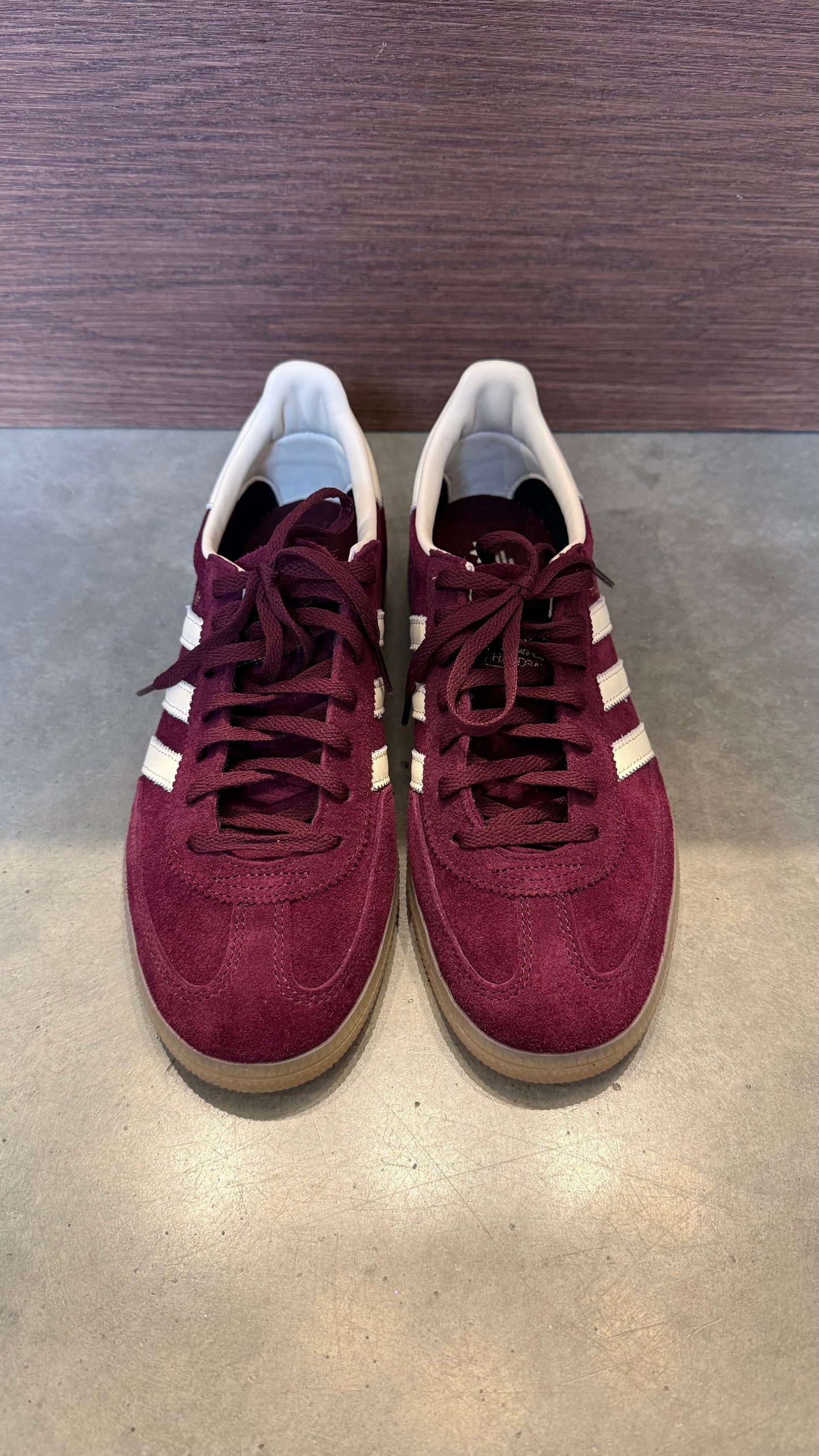 Adidas - Size 7.5