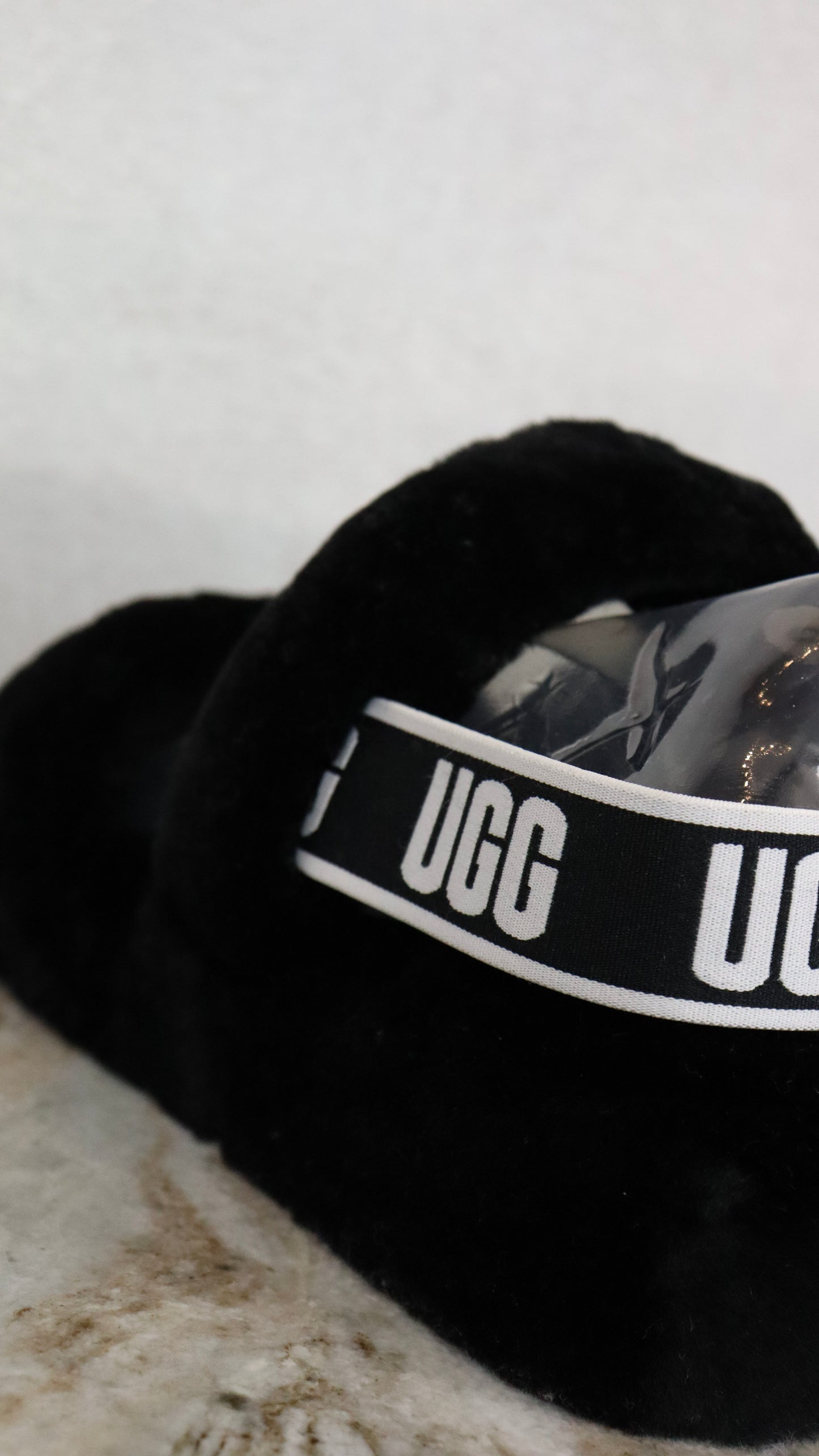 Ugg - Size 10