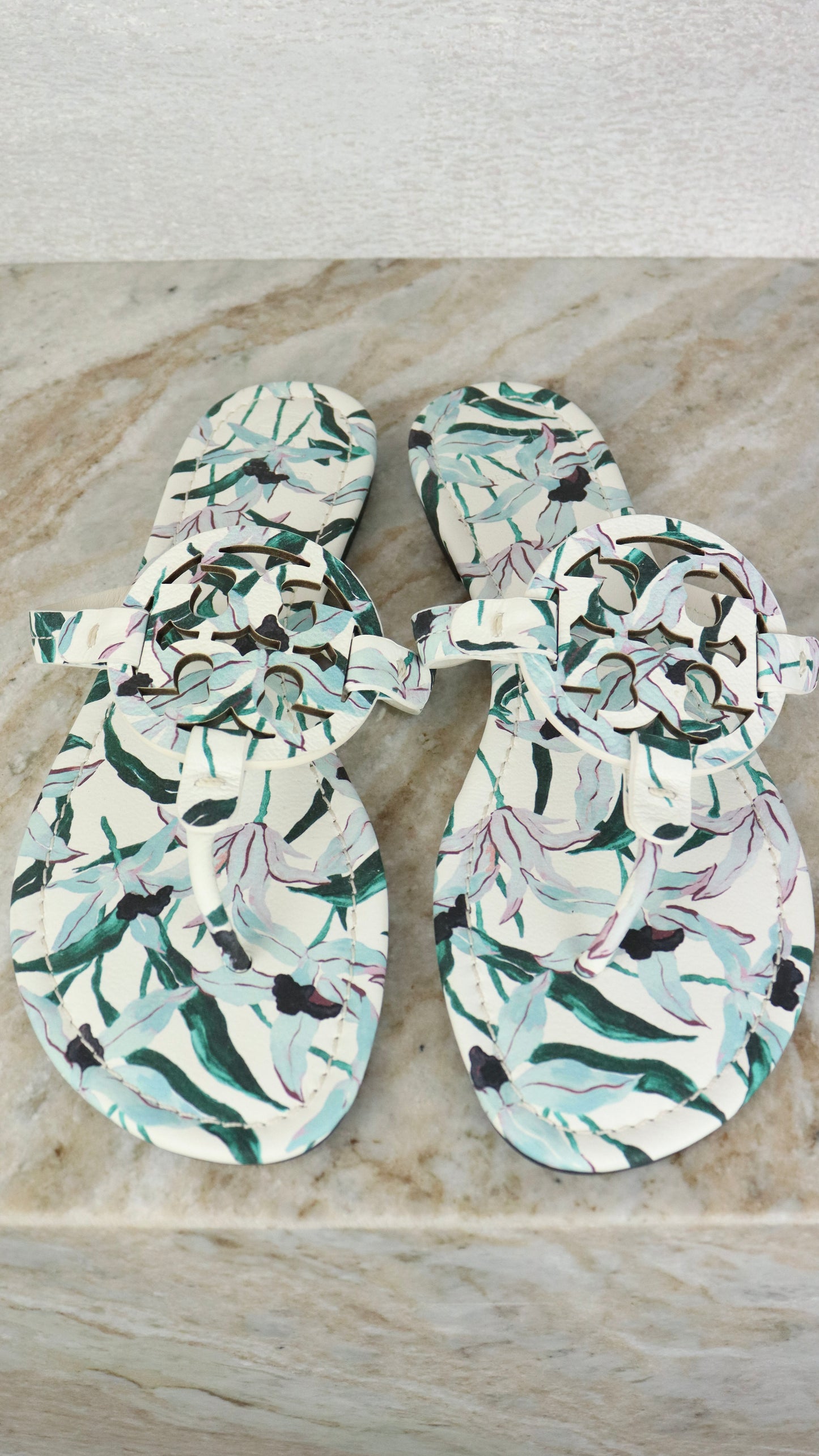 Tory Burch - Size 10
