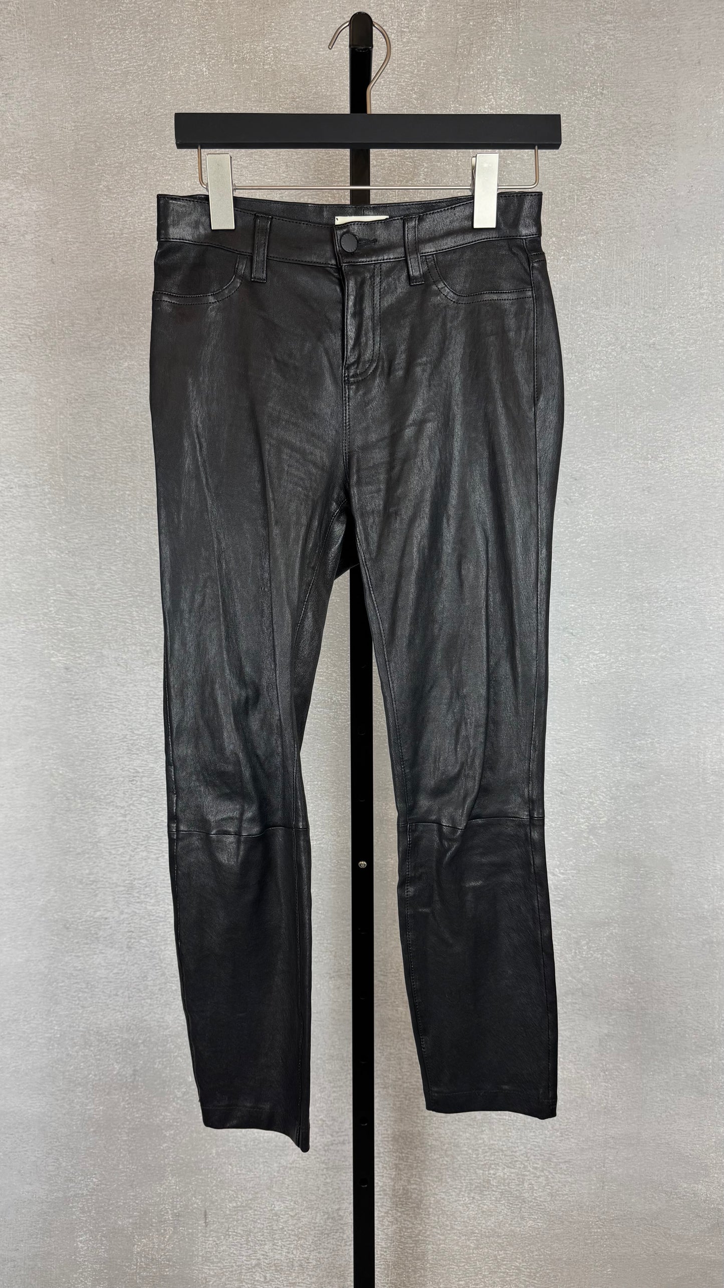 L’agence - Size 26
