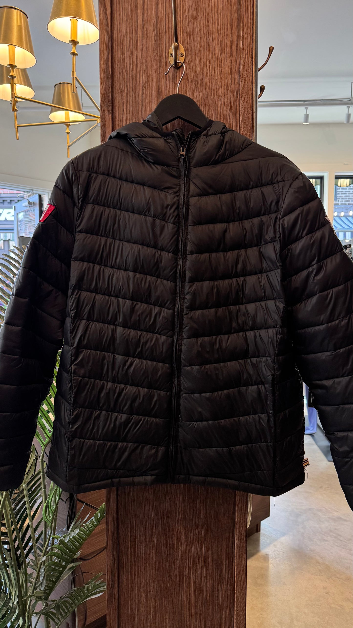 Men’s Hudson’s Bay - Size XL