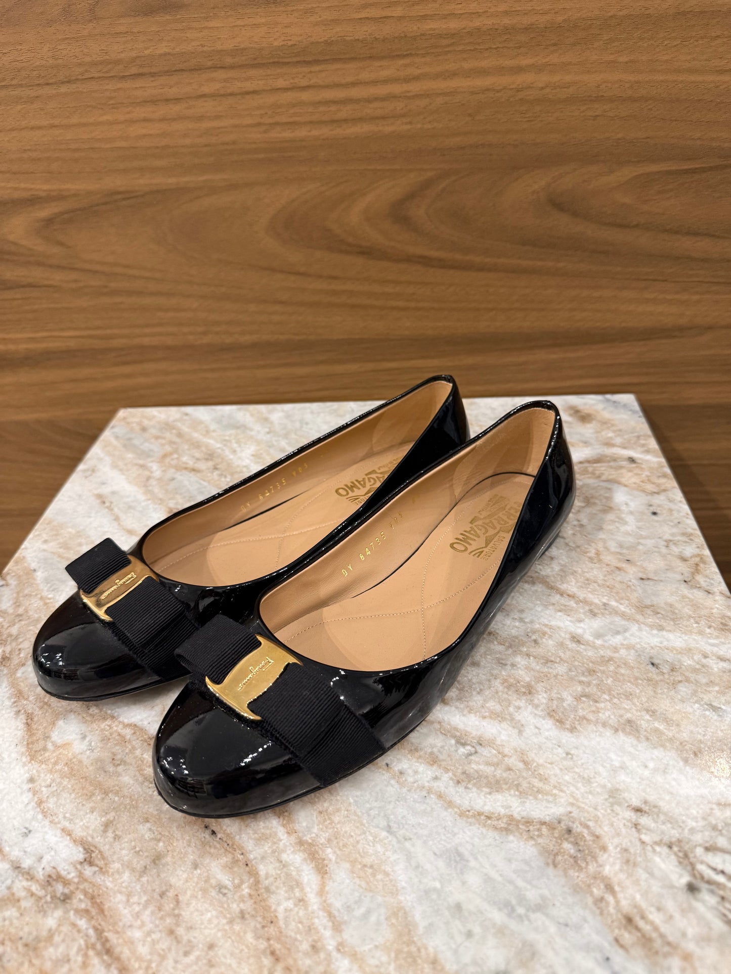 Salvatore Ferragamo - Size 8.5