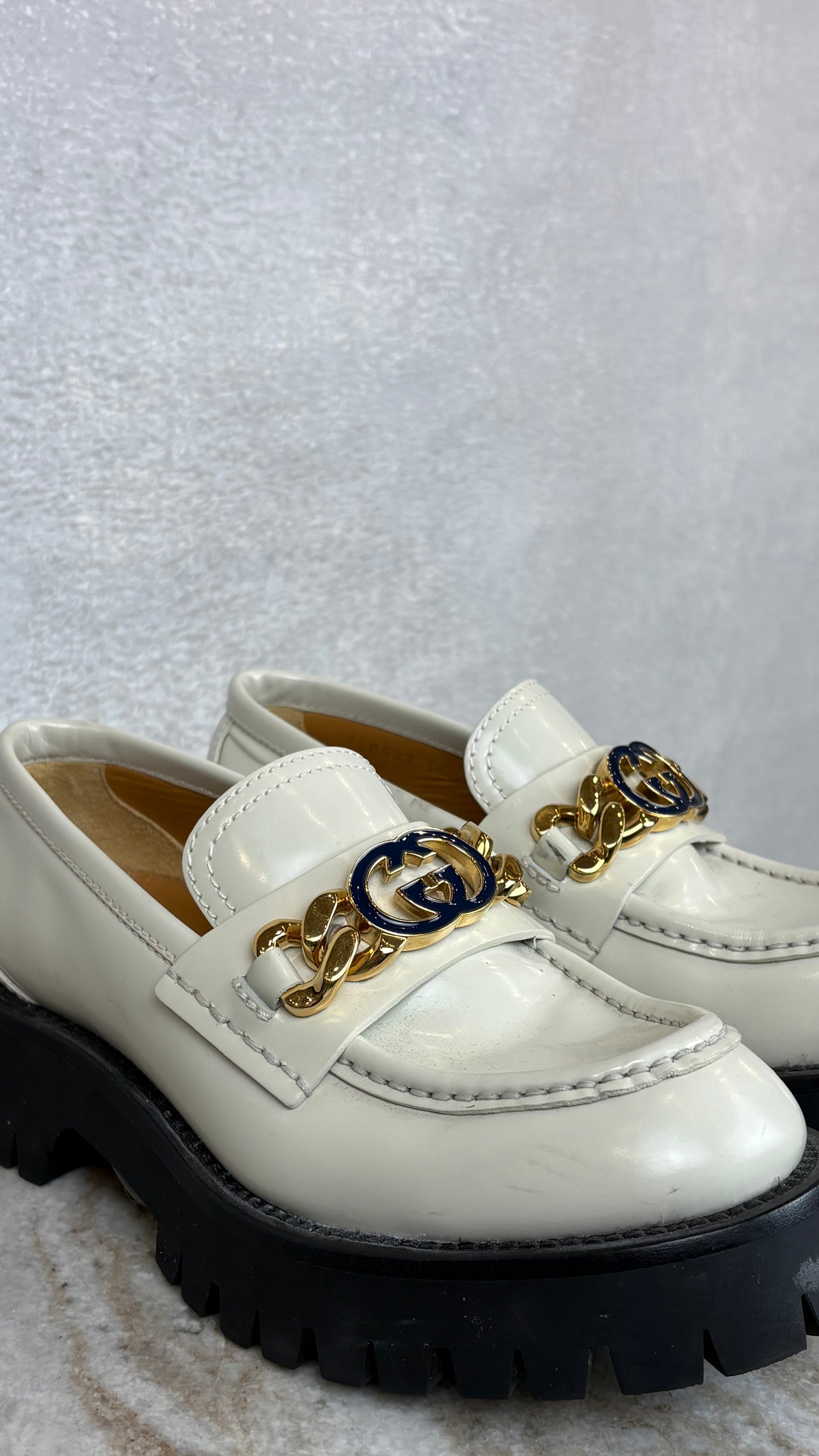 Gucci - Size 35.5