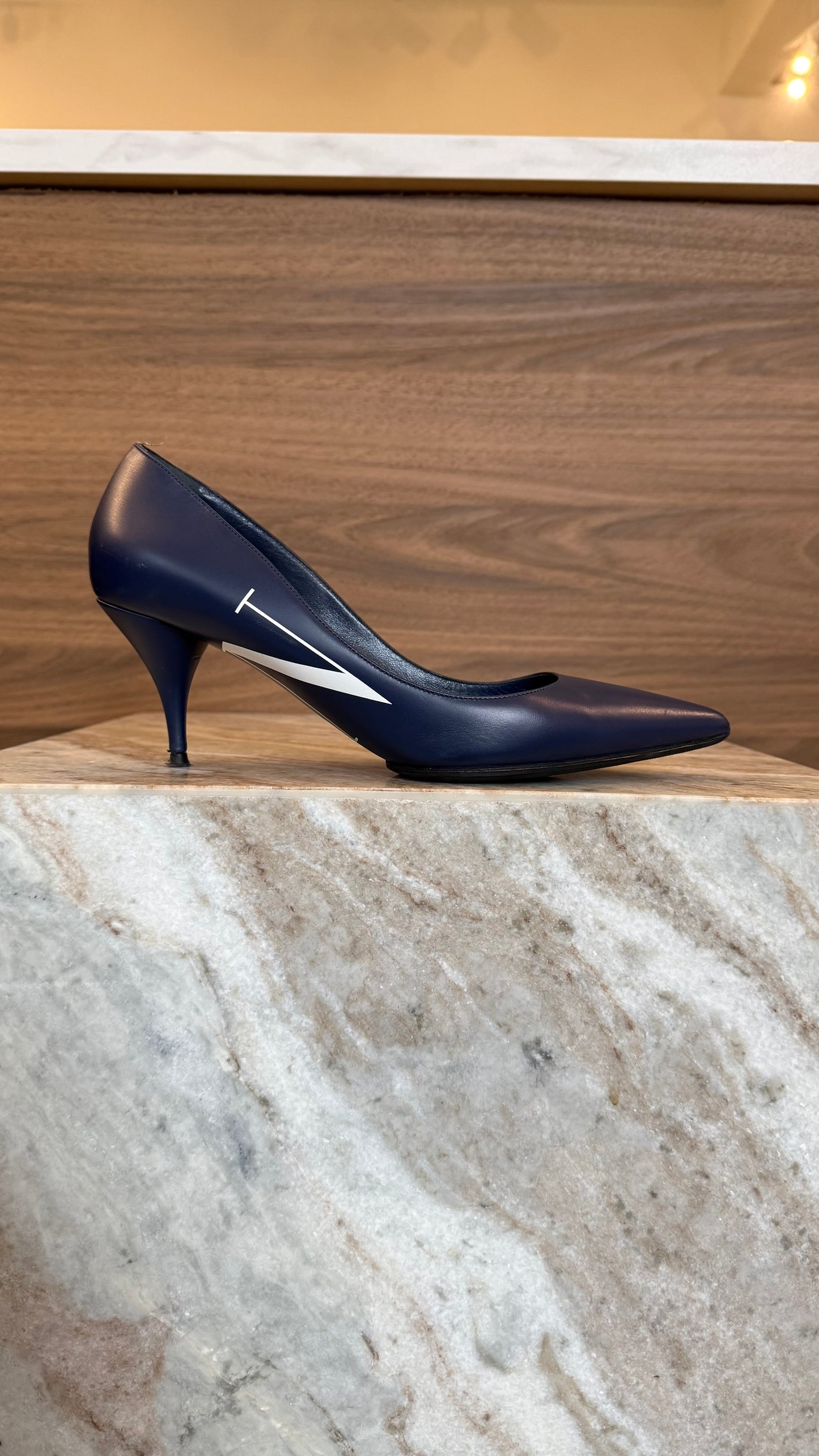 Valentino - Size 39