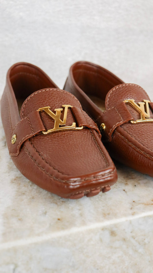 Louis Vuitton - Size 37.5