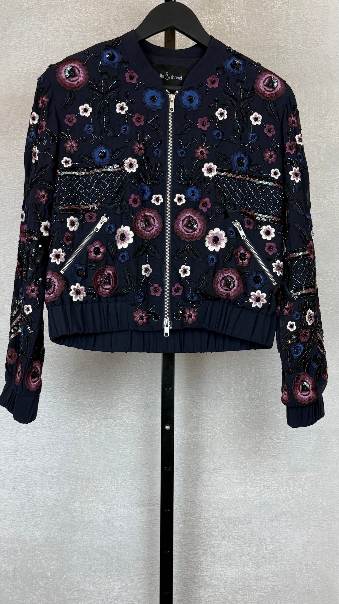 Needle and Thread - Size 4