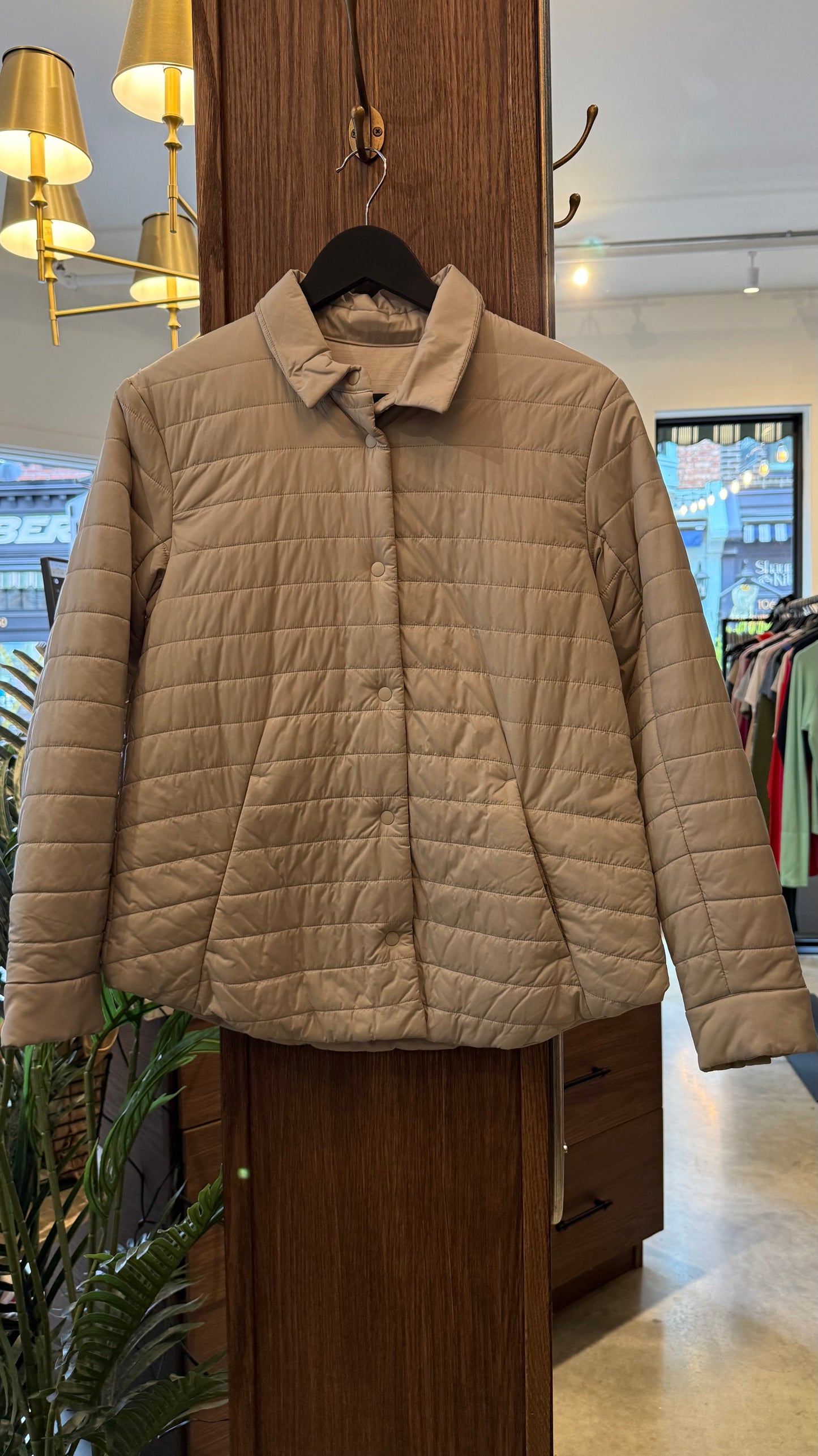 Lululemon - Size 4