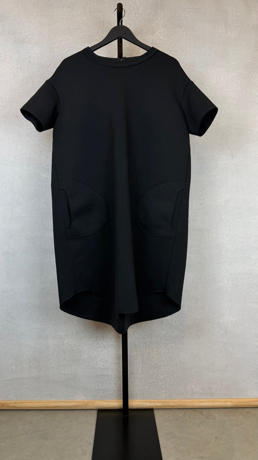 Marie Saint Pierre - Size 6