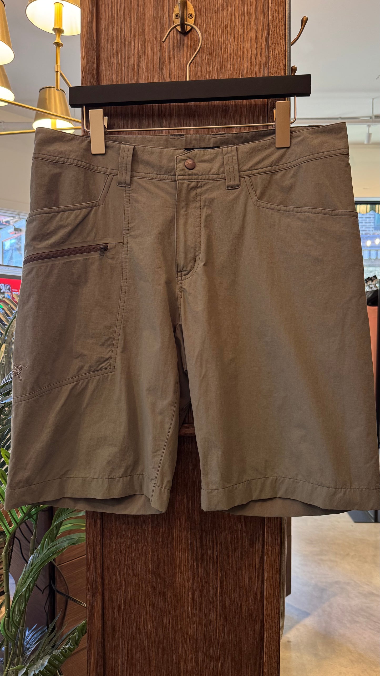 Mens Arc’teryx - Size 34
