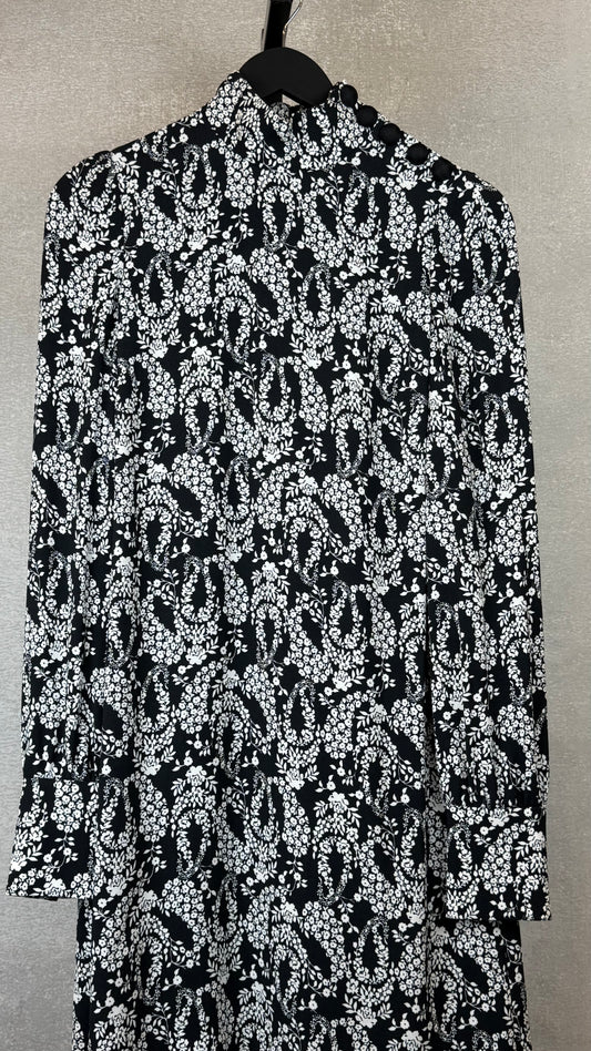 Dolce Gabbana - Size 38